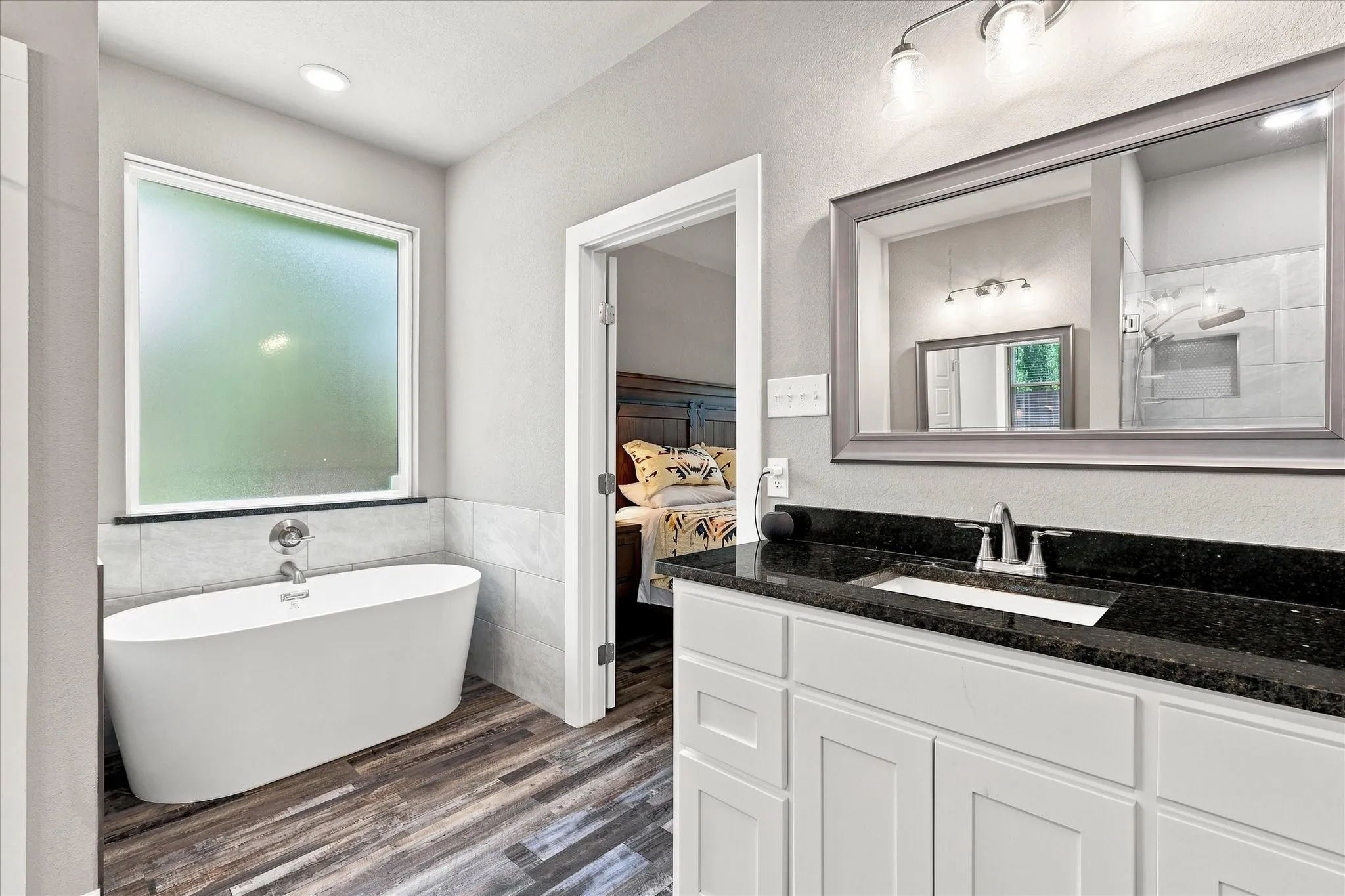 Single Family Residence For Sale in Johnson County , 1001 Oak Valley Road, Burleson, Texas 76028, 3 Bedroom, 2 Bathroom, 2 Garage spaces, 1,841 Sqft, built in 2022, mls#21362449, Real Estate Agent in Burleson, Homes For Sale in Johnson county, Homes For Sale in Burleson, Realtor in Burleson Texas, Real Estate Brokerage Independent Realty Texas, Luminita Cordes Realtor
