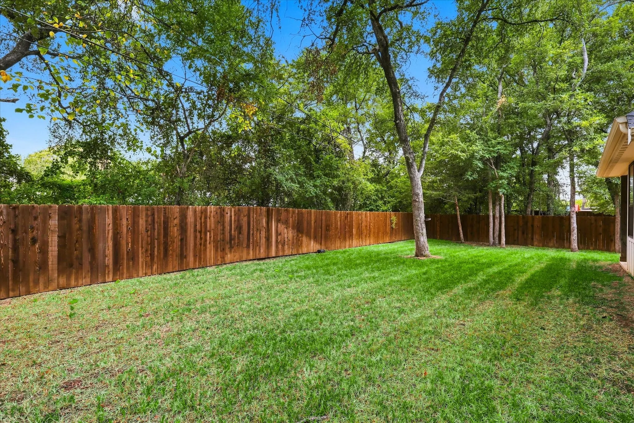 Single Family Residence For Sale in Johnson County , 1001 Oak Valley Road, Burleson, Texas 76028, 3 Bedroom, 2 Bathroom, 2 Garage spaces, 1,841 Sqft, built in 2022, mls#21362449, Real Estate Agent in Burleson, Homes For Sale in Johnson county, Homes For Sale in Burleson, Realtor in Burleson Texas, Real Estate Brokerage Independent Realty Texas, Luminita Cordes Realtor