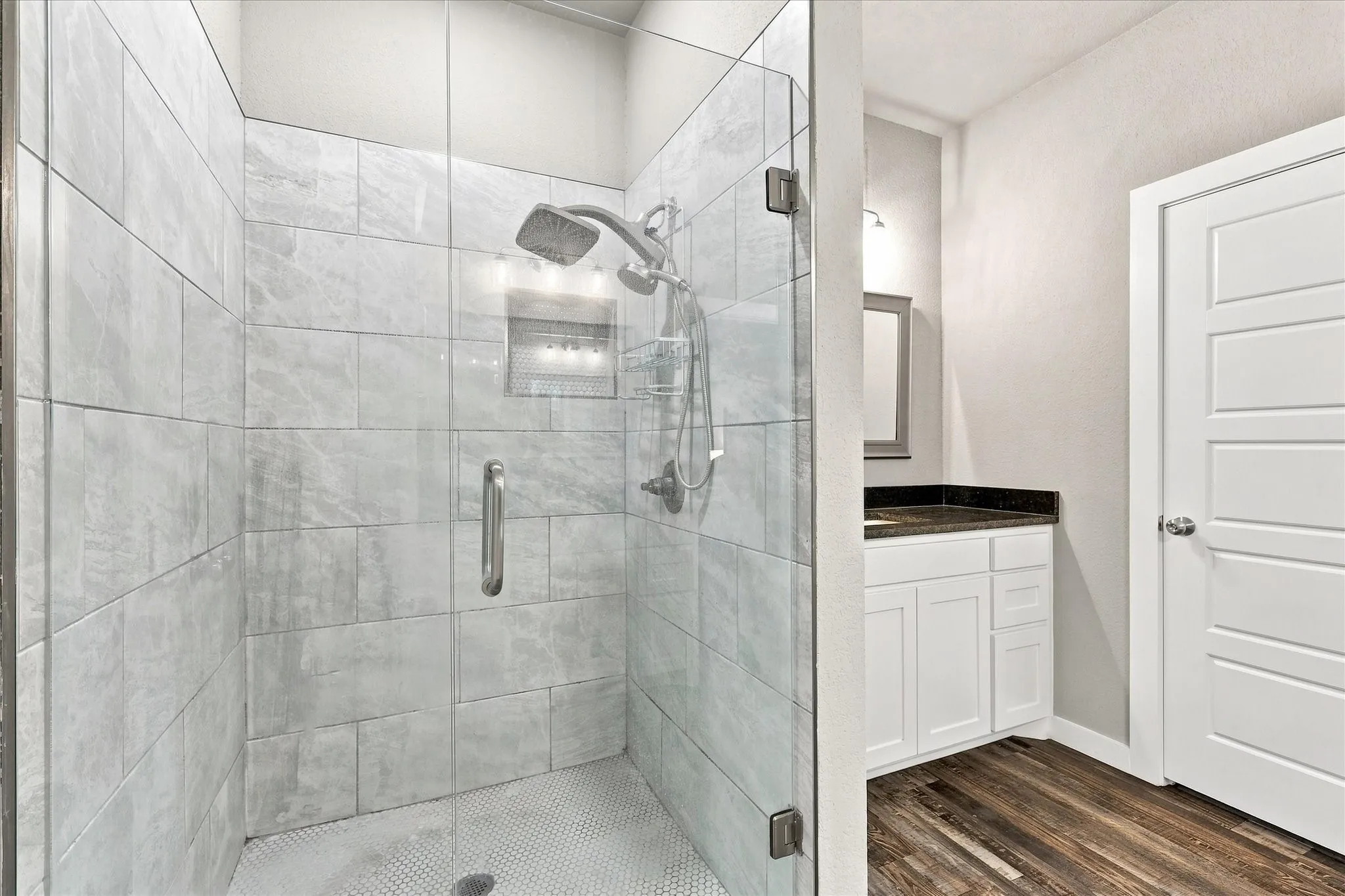 Single Family Residence For Sale in Johnson County , 1001 Oak Valley Road, Burleson, Texas 76028, 3 Bedroom, 2 Bathroom, 2 Garage spaces, 1,841 Sqft, built in 2022, mls#21362449, Real Estate Agent in Burleson, Homes For Sale in Johnson county, Homes For Sale in Burleson, Realtor in Burleson Texas, Real Estate Brokerage Independent Realty Texas, Luminita Cordes Realtor