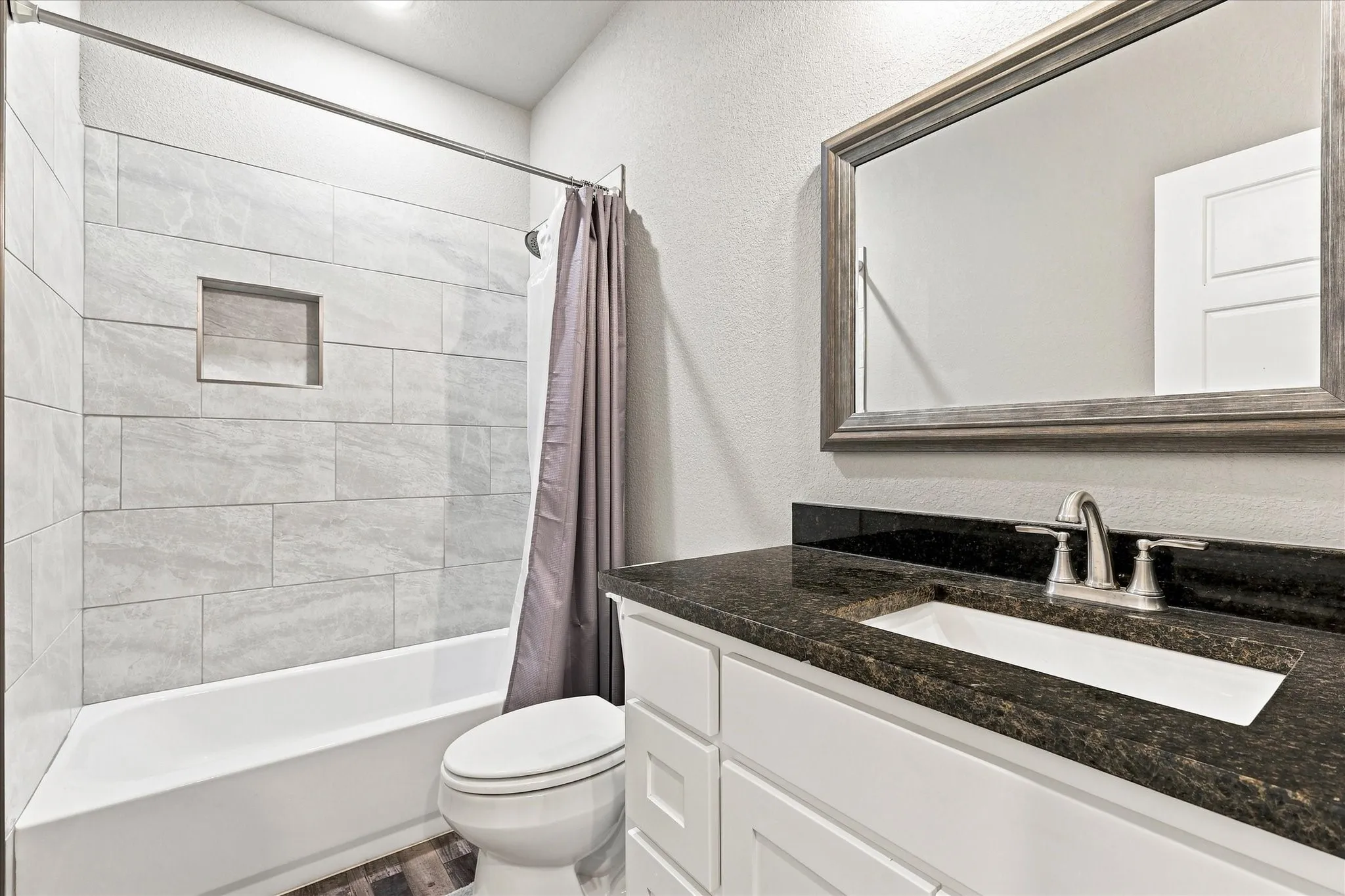Single Family Residence For Sale in Johnson County , 1001 Oak Valley Road, Burleson, Texas 76028, 3 Bedroom, 2 Bathroom, 2 Garage spaces, 1,841 Sqft, built in 2022, mls#21362449, Real Estate Agent in Burleson, Homes For Sale in Johnson county, Homes For Sale in Burleson, Realtor in Burleson Texas, Real Estate Brokerage Independent Realty Texas, Luminita Cordes Realtor