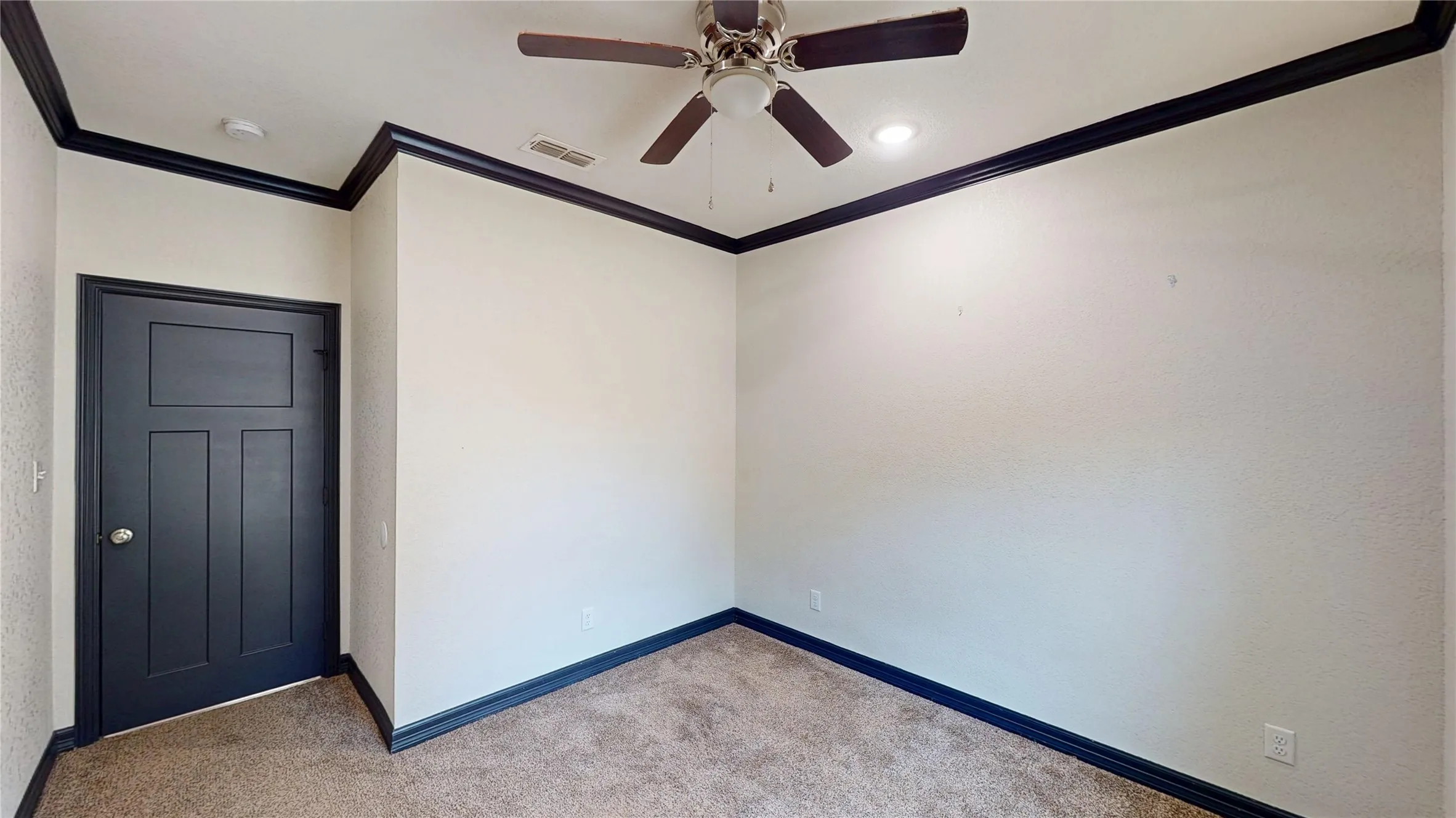 Single Family Residence For Sale in Smith County , 1315 N Ross Avenue, Tyler, Texas 75702, 3 Bedroom, 2 Bathroom, Garage spaces, 1,344 Sqft, built in 2019, mls#21366123, Real Estate Agent in Tyler, Homes For Sale in Smith county, Homes For Sale in Tyler, Realtor in Tyler Texas, Real Estate Brokerage Independent Realty Texas, Luminita Cordes Realtor