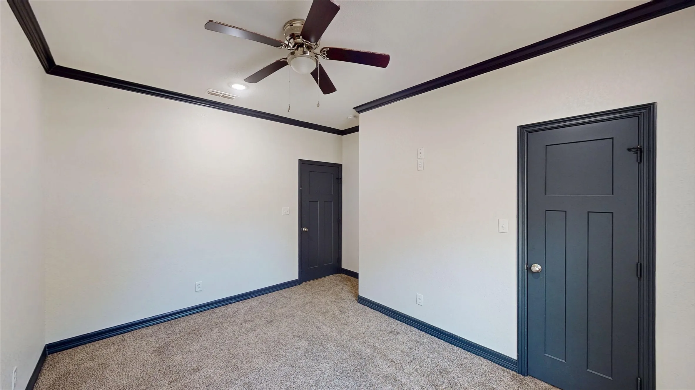Single Family Residence For Sale in Smith County , 1315 N Ross Avenue, Tyler, Texas 75702, 3 Bedroom, 2 Bathroom, Garage spaces, 1,344 Sqft, built in 2019, mls#21366123, Real Estate Agent in Tyler, Homes For Sale in Smith county, Homes For Sale in Tyler, Realtor in Tyler Texas, Real Estate Brokerage Independent Realty Texas, Luminita Cordes Realtor