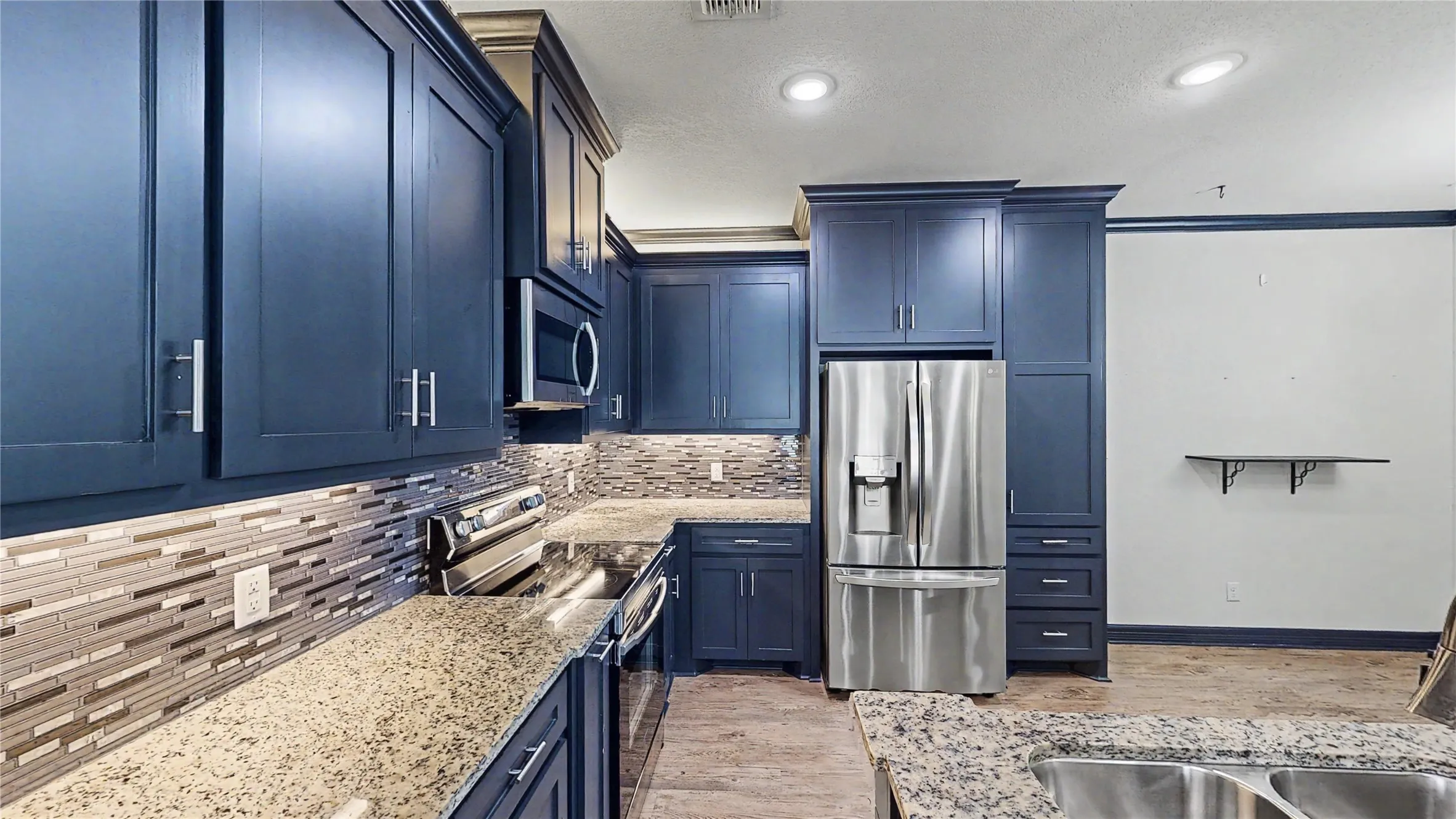 Single Family Residence For Sale in Smith County , 1315 N Ross Avenue, Tyler, Texas 75702, 3 Bedroom, 2 Bathroom, Garage spaces, 1,344 Sqft, built in 2019, mls#21366123, Real Estate Agent in Tyler, Homes For Sale in Smith county, Homes For Sale in Tyler, Realtor in Tyler Texas, Real Estate Brokerage Independent Realty Texas, Luminita Cordes Realtor
