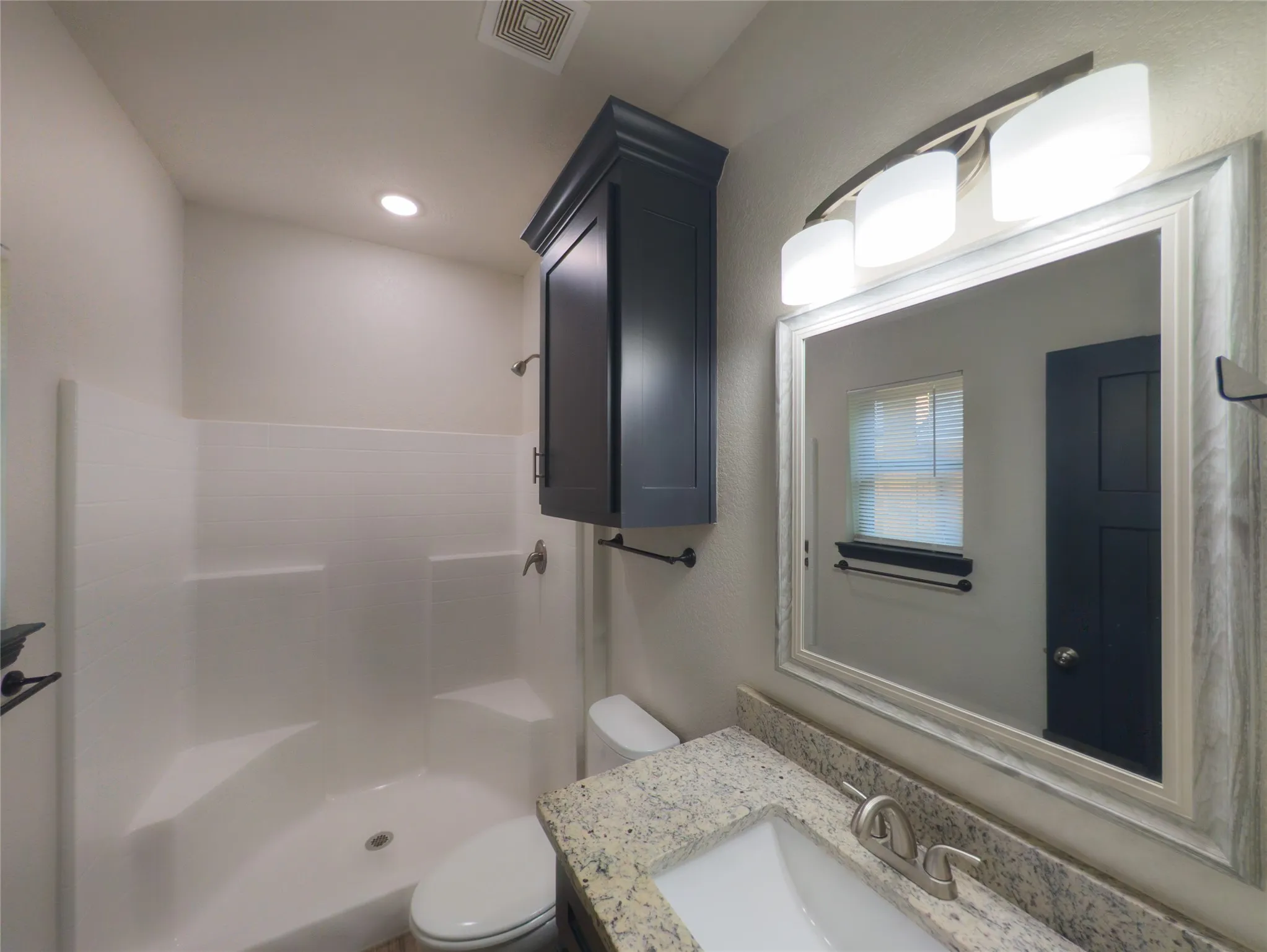 Single Family Residence For Sale in Smith County , 1315 N Ross Avenue, Tyler, Texas 75702, 3 Bedroom, 2 Bathroom, Garage spaces, 1,344 Sqft, built in 2019, mls#21366123, Real Estate Agent in Tyler, Homes For Sale in Smith county, Homes For Sale in Tyler, Realtor in Tyler Texas, Real Estate Brokerage Independent Realty Texas, Luminita Cordes Realtor