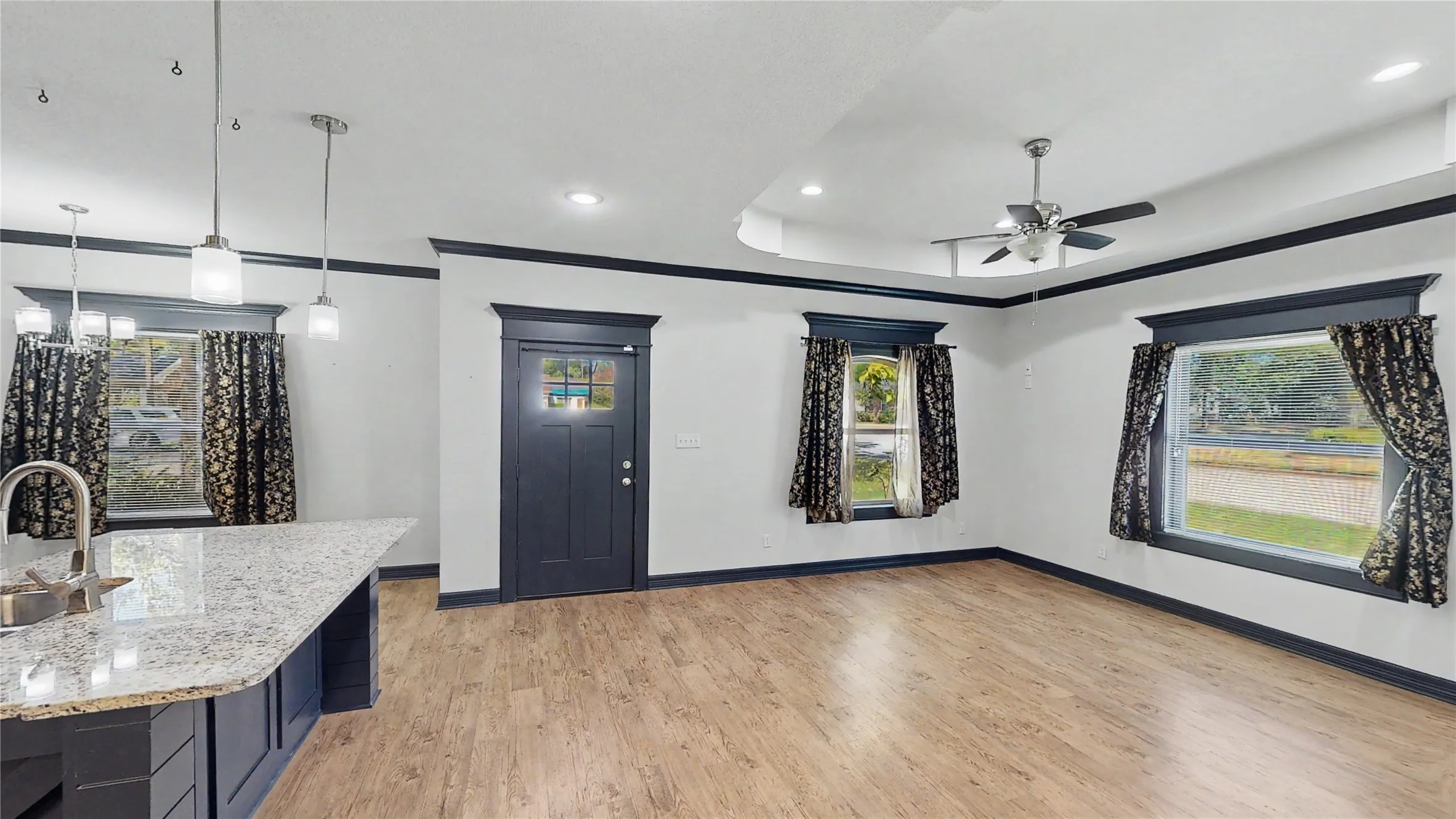 Single Family Residence For Sale in Smith County , 1315 N Ross Avenue, Tyler, Texas 75702, 3 Bedroom, 2 Bathroom, Garage spaces, 1,344 Sqft, built in 2019, mls#21366123, Real Estate Agent in Tyler, Homes For Sale in Smith county, Homes For Sale in Tyler, Realtor in Tyler Texas, Real Estate Brokerage Independent Realty Texas, Luminita Cordes Realtor