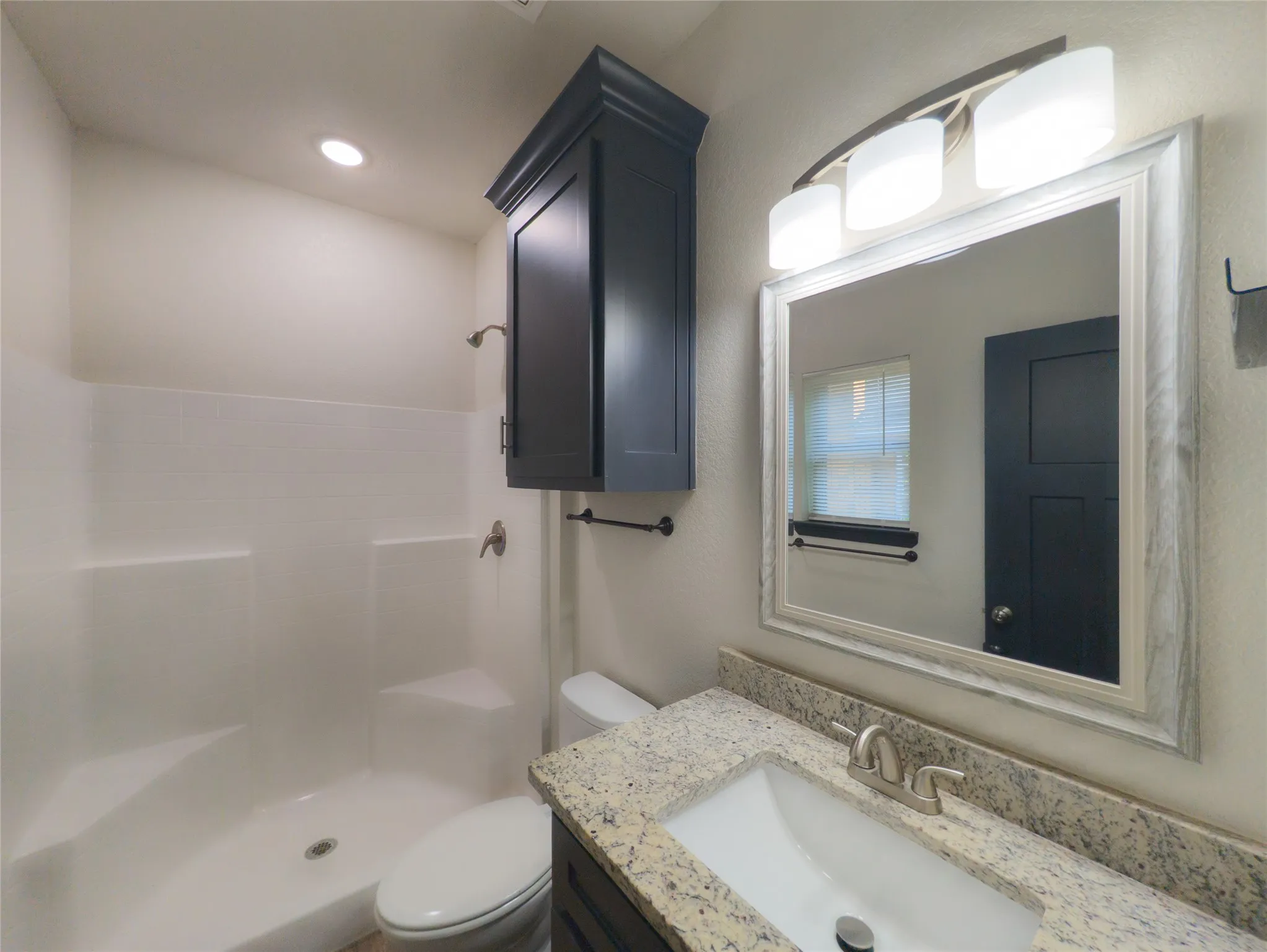Single Family Residence For Sale in Smith County , 1315 N Ross Avenue, Tyler, Texas 75702, 3 Bedroom, 2 Bathroom, Garage spaces, 1,344 Sqft, built in 2019, mls#21366123, Real Estate Agent in Tyler, Homes For Sale in Smith county, Homes For Sale in Tyler, Realtor in Tyler Texas, Real Estate Brokerage Independent Realty Texas, Luminita Cordes Realtor