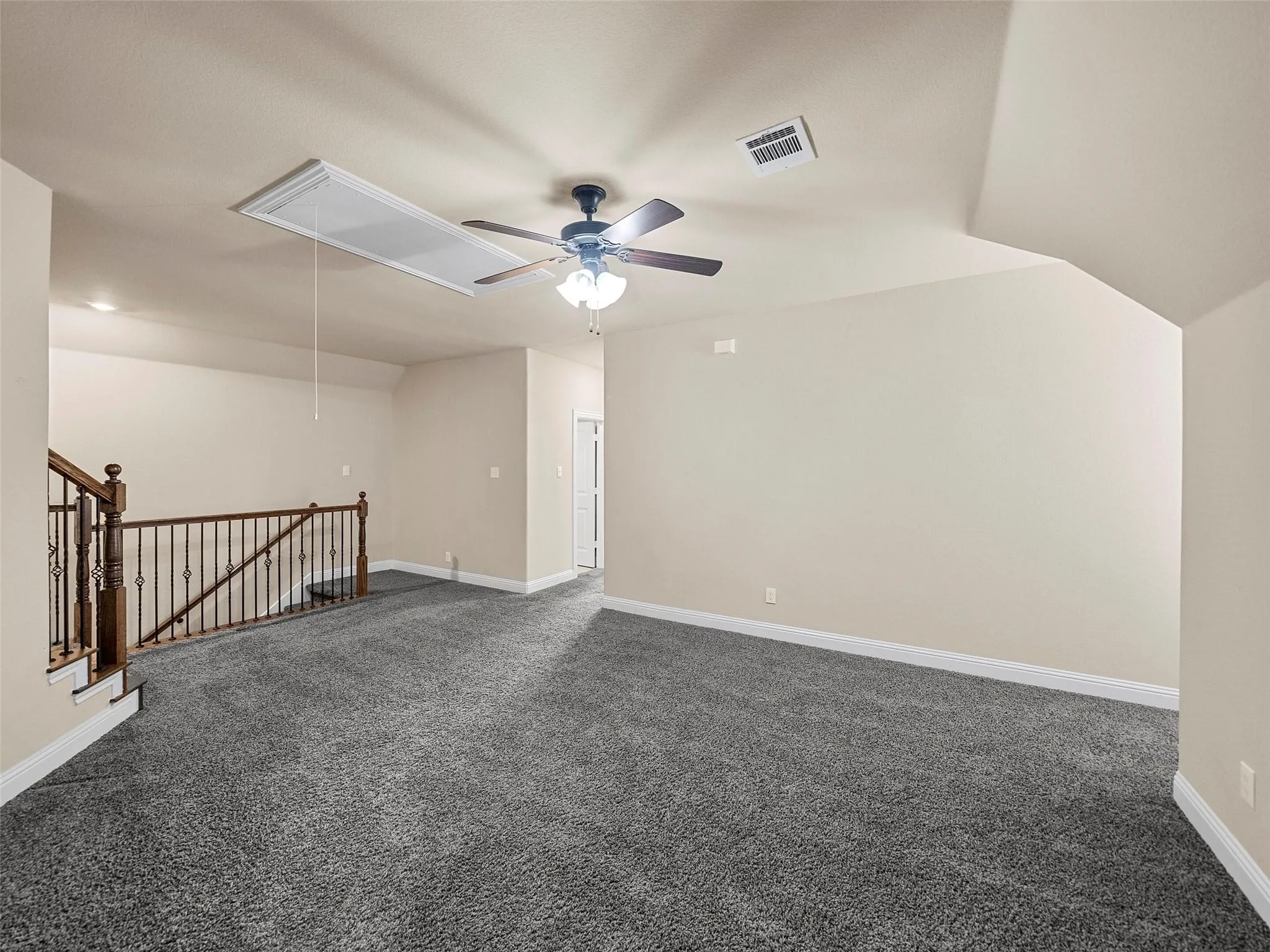 Single Family Residence For Rent in Collin County , 10412 Fort Davis Place, Mc Kinney, Texas 75071, 5 Bedroom, 4 Bathroom, 2 Garage spaces, 3,203 Sqft, built in 2017, mls#21365214, Real Estate Agent in Mc Kinney, Homes For Rent in Collin county, Homes For Rent in Mc Kinney, Realtor in Mc Kinney Texas, Real Estate Brokerage Independent Realty Texas, Luminita Cordes Realtor