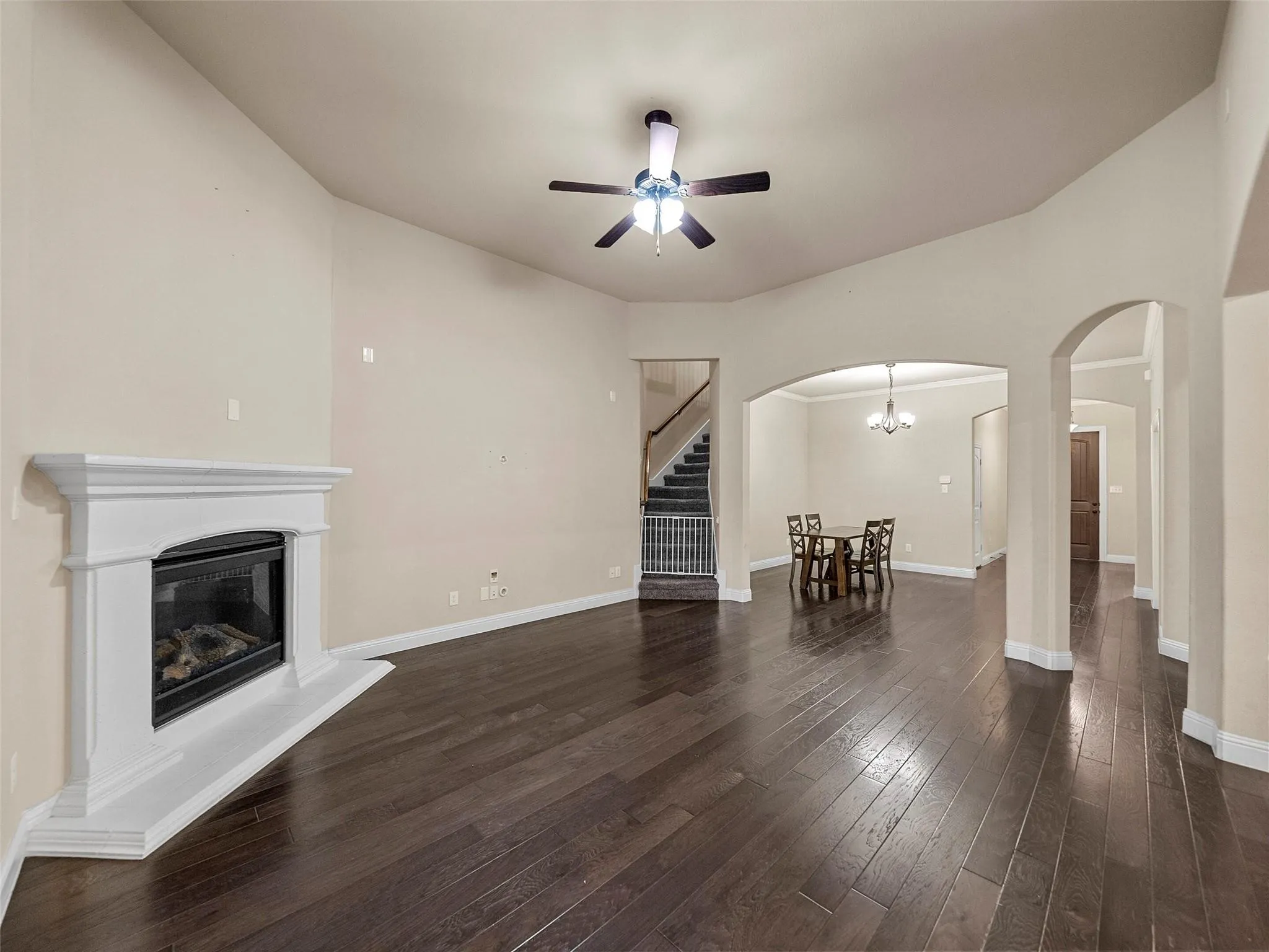 Single Family Residence For Rent in Collin County , 10412 Fort Davis Place, Mc Kinney, Texas 75071, 5 Bedroom, 4 Bathroom, 2 Garage spaces, 3,203 Sqft, built in 2017, mls#21365214, Real Estate Agent in Mc Kinney, Homes For Rent in Collin county, Homes For Rent in Mc Kinney, Realtor in Mc Kinney Texas, Real Estate Brokerage Independent Realty Texas, Luminita Cordes Realtor