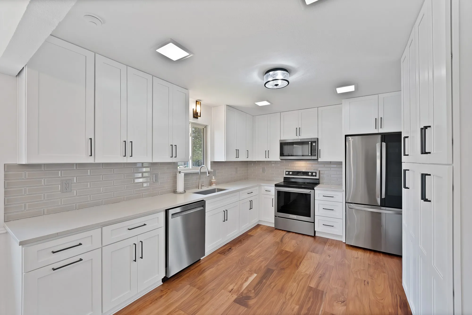 Single Family Residence For Sale in Collin County , 4311 Firebrick Lane, Dallas, Texas 75287, 4 Bedroom, 3 Bathroom, 2 Garage spaces, 2,605 Sqft, built in 1981, mls#21366794, Real Estate Agent in Dallas, Homes For Sale in Collin county, Homes For Sale in Dallas, Realtor in Dallas Texas, Real Estate Brokerage Independent Realty Texas, Luminita Cordes Realtor