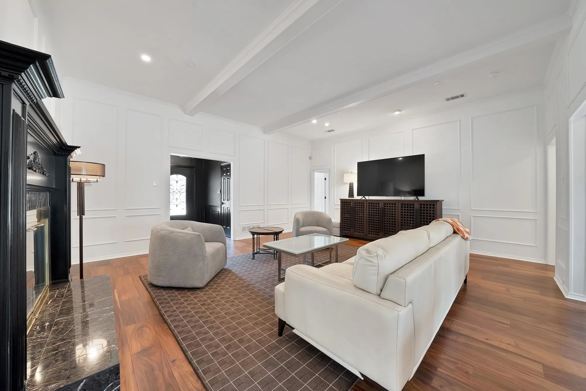 Single Family Residence For Sale in Collin County , 4311 Firebrick Lane, Dallas, Texas 75287, 4 Bedroom, 3 Bathroom, 2 Garage spaces, 2,605 Sqft, built in 1981, mls#21366794, Real Estate Agent in Dallas, Homes For Sale in Collin county, Homes For Sale in Dallas, Realtor in Dallas Texas, Real Estate Brokerage Independent Realty Texas, Luminita Cordes Realtor