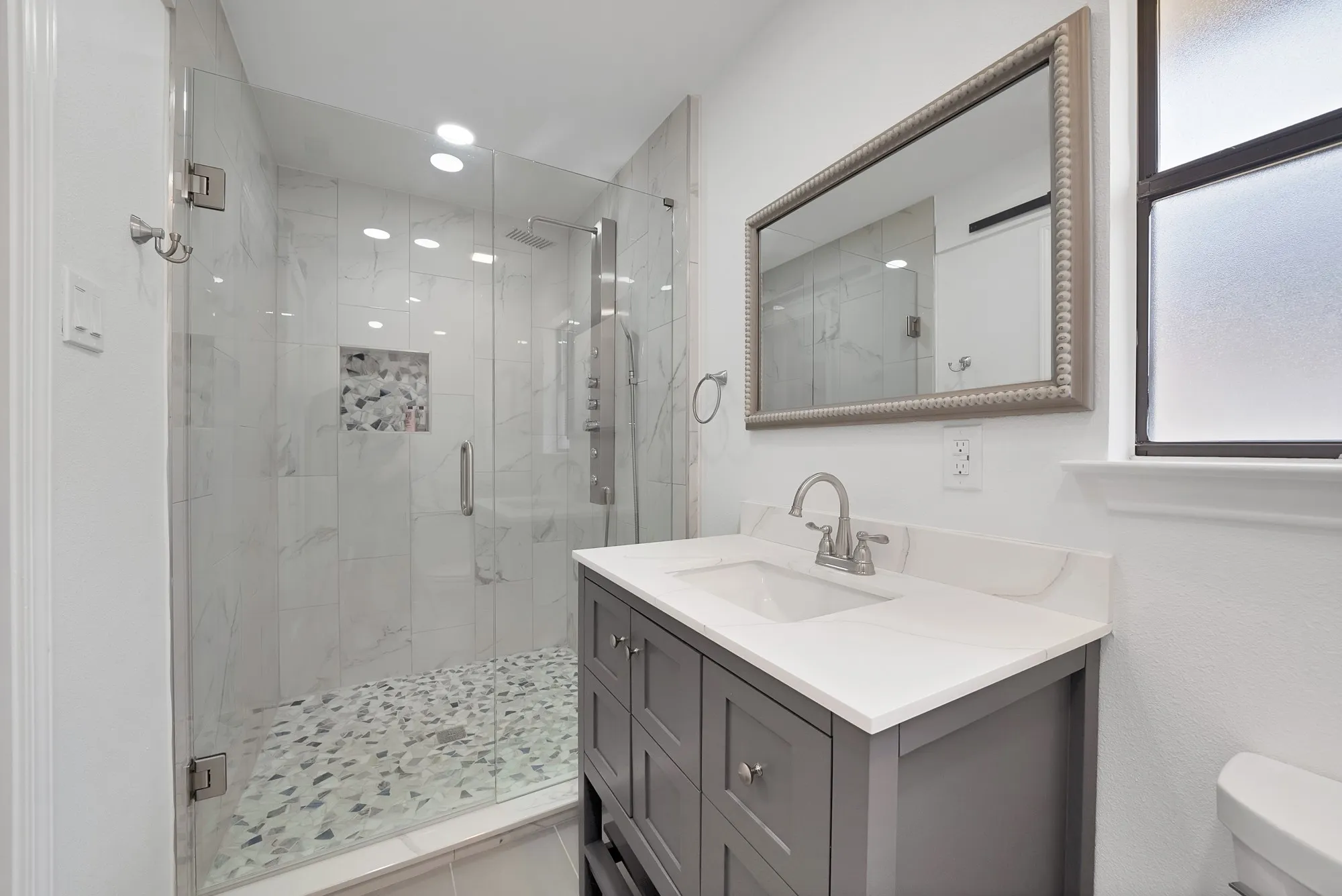 Single Family Residence For Sale in Collin County , 4311 Firebrick Lane, Dallas, Texas 75287, 4 Bedroom, 3 Bathroom, 2 Garage spaces, 2,605 Sqft, built in 1981, mls#21366794, Real Estate Agent in Dallas, Homes For Sale in Collin county, Homes For Sale in Dallas, Realtor in Dallas Texas, Real Estate Brokerage Independent Realty Texas, Luminita Cordes Realtor