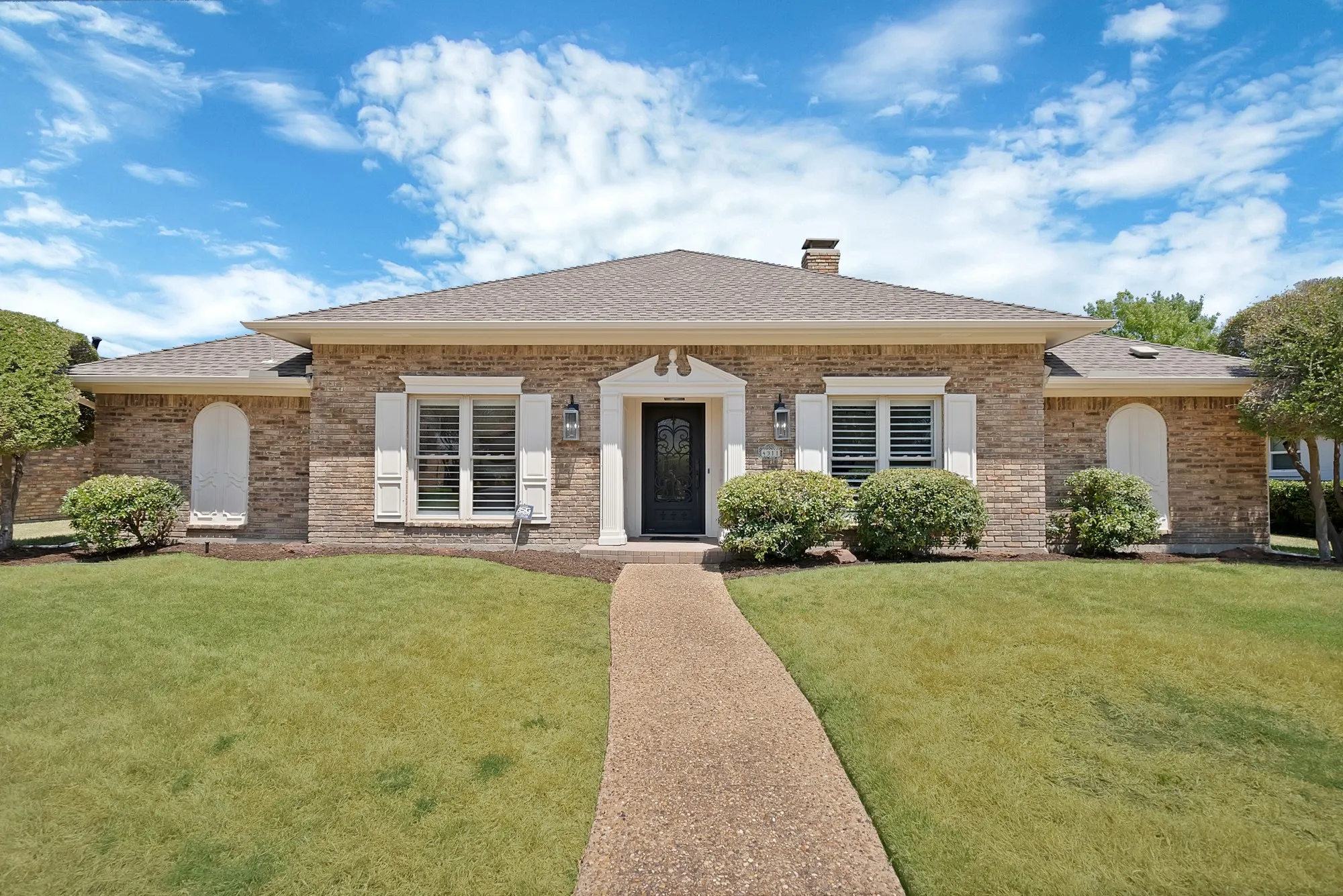 Single Family Residence For Sale in Collin County , 4311 Firebrick Lane, Dallas, Texas 75287, 4 Bedroom, 3 Bathroom, 2 Garage spaces, 2,605 Sqft, built in 1981, mls#21366794, Real Estate Agent in Dallas, Homes For Sale in Collin county, Homes For Sale in Dallas, Realtor in Dallas Texas, Real Estate Brokerage Independent Realty Texas, Luminita Cordes Realtor