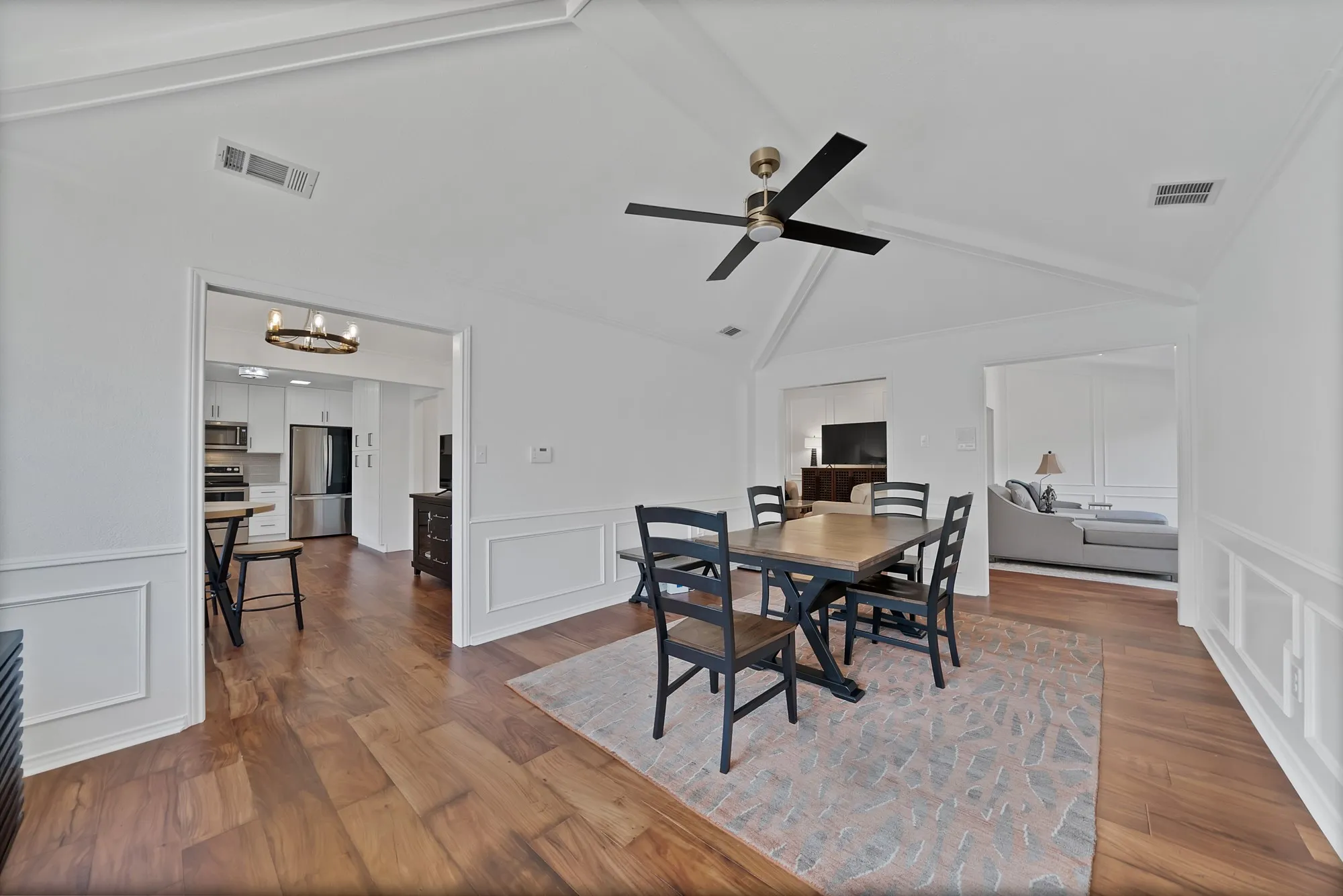 Single Family Residence For Sale in Collin County , 4311 Firebrick Lane, Dallas, Texas 75287, 4 Bedroom, 3 Bathroom, 2 Garage spaces, 2,605 Sqft, built in 1981, mls#21366794, Real Estate Agent in Dallas, Homes For Sale in Collin county, Homes For Sale in Dallas, Realtor in Dallas Texas, Real Estate Brokerage Independent Realty Texas, Luminita Cordes Realtor