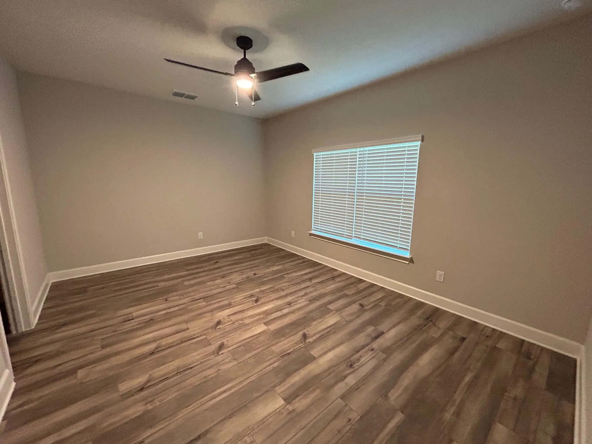 Single Family Residence For Rent in Collin County , 2116 Brentwood Drive, Anna, Texas 75409, 5 Bedroom, 3 Bathroom, 2 Garage spaces, 2,700 Sqft, built in 2023, mls#21366821, Real Estate Agent in Anna, Homes For Rent in Collin county, Homes For Rent in Anna, Realtor in Anna Texas, Real Estate Brokerage Independent Realty Texas, Luminita Cordes Realtor
