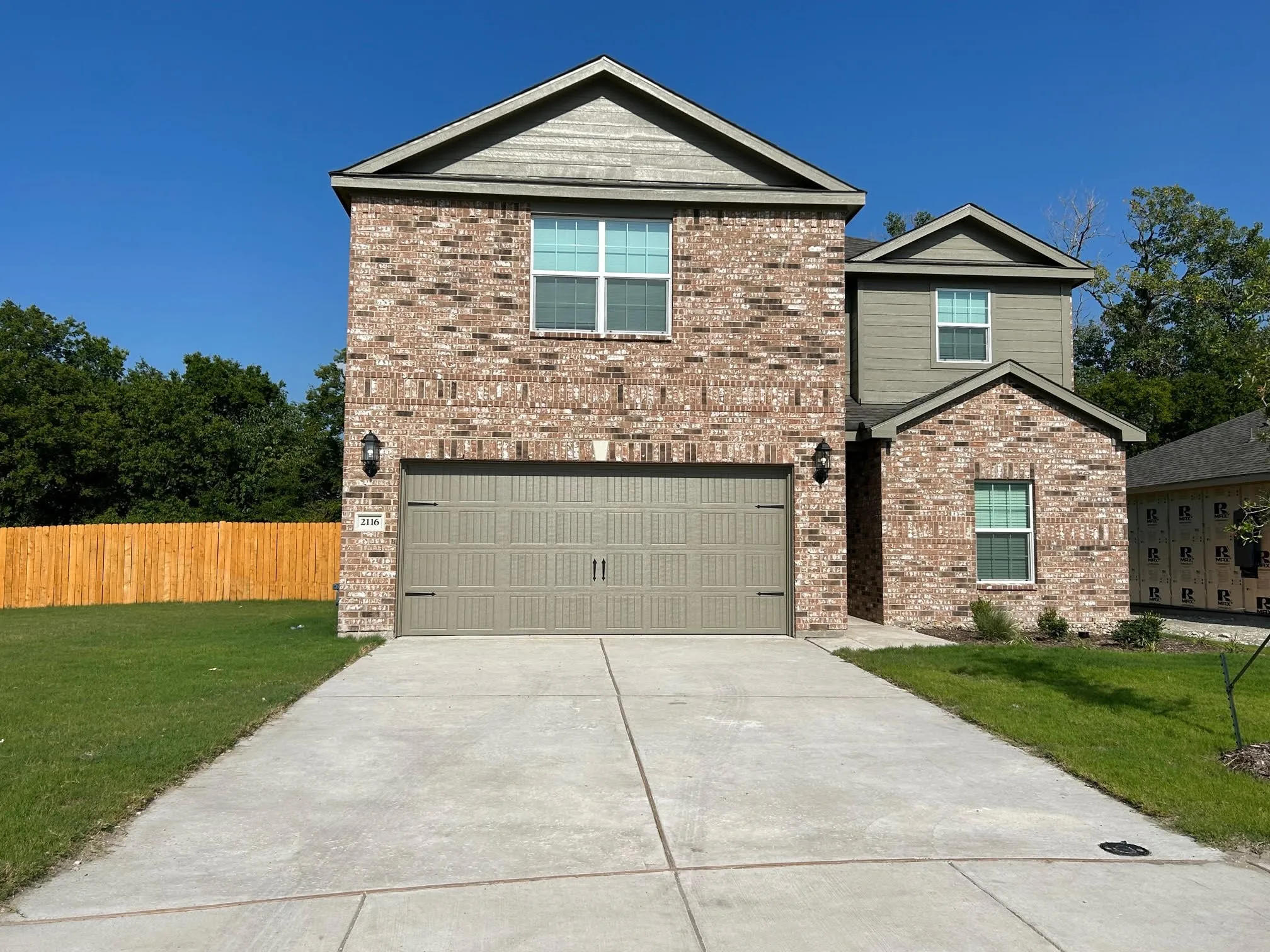 Single Family Residence For Rent in Collin County , 2116 Brentwood Drive, Anna, Texas 75409, 5 Bedroom, 3 Bathroom, 2 Garage spaces, 2,700 Sqft, built in 2023, mls#21366821, Real Estate Agent in Anna, Homes For Rent in Collin county, Homes For Rent in Anna, Realtor in Anna Texas, Real Estate Brokerage Independent Realty Texas, Luminita Cordes Realtor