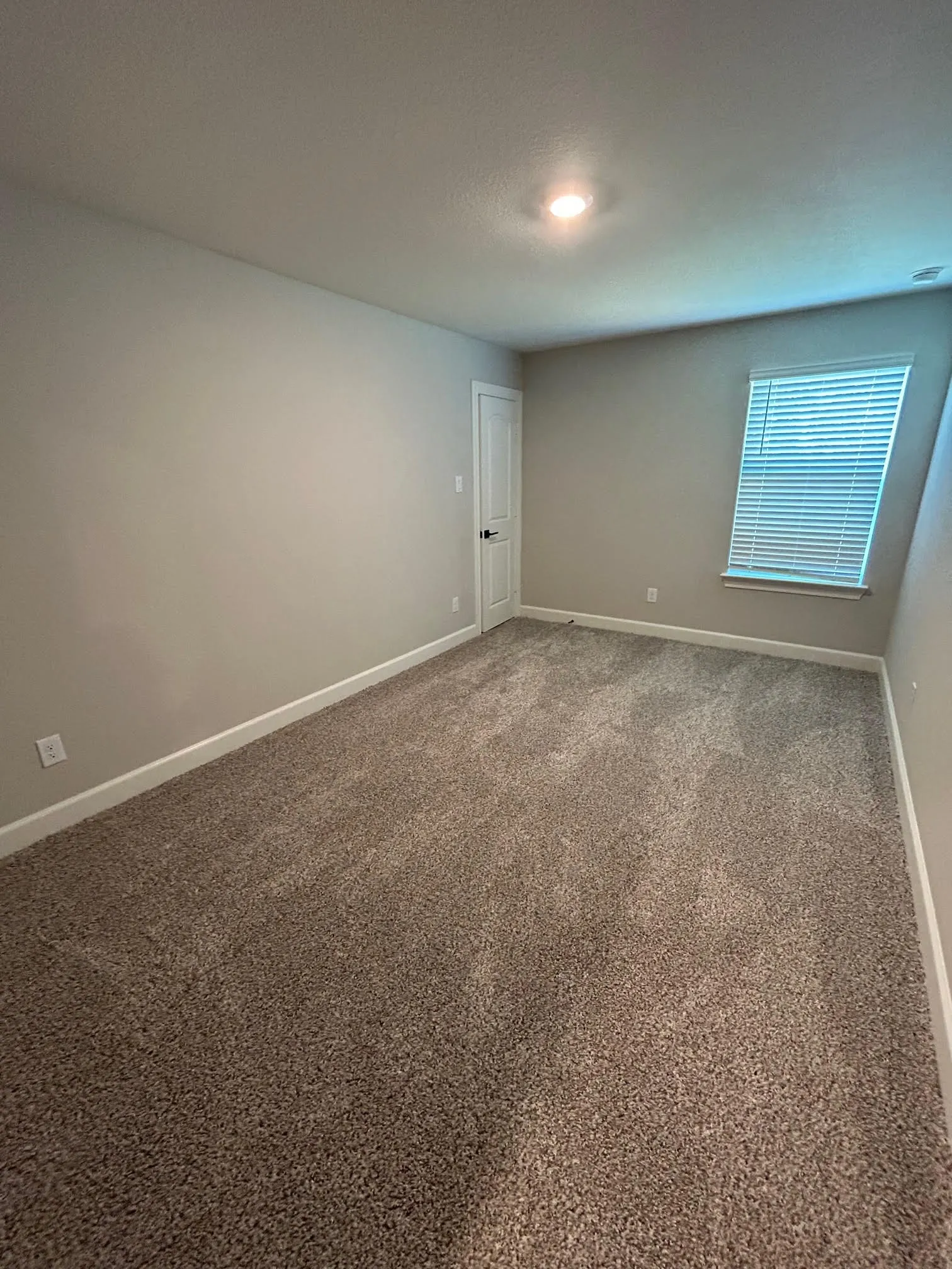 Single Family Residence For Rent in Collin County , 2116 Brentwood Drive, Anna, Texas 75409, 5 Bedroom, 3 Bathroom, 2 Garage spaces, 2,700 Sqft, built in 2023, mls#21366821, Real Estate Agent in Anna, Homes For Rent in Collin county, Homes For Rent in Anna, Realtor in Anna Texas, Real Estate Brokerage Independent Realty Texas, Luminita Cordes Realtor