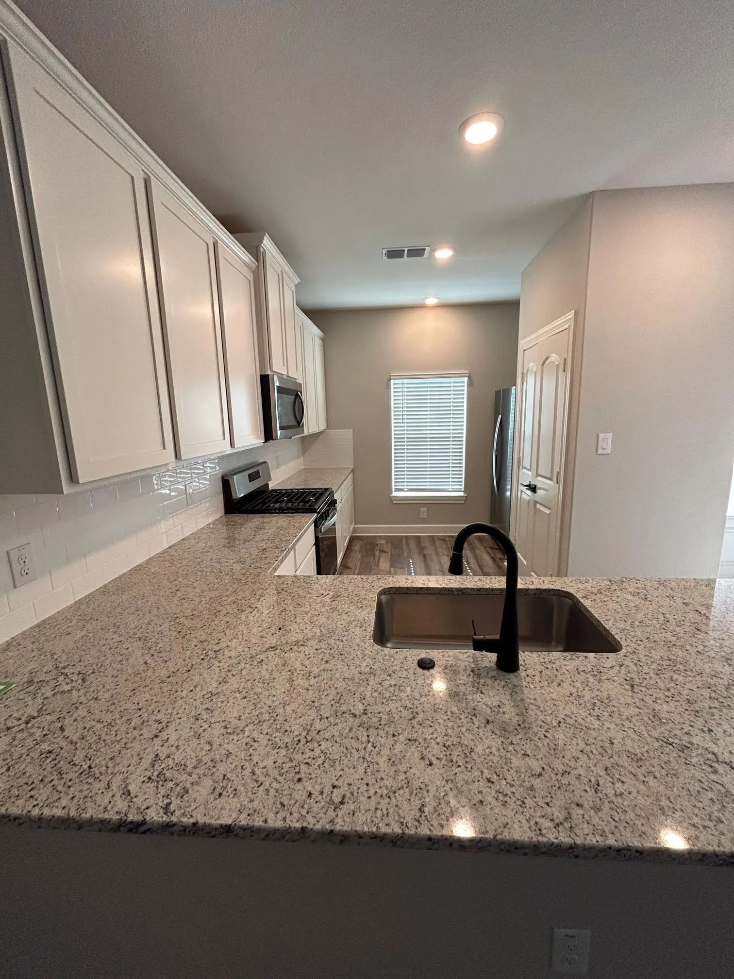 Single Family Residence For Rent in Collin County , 2116 Brentwood Drive, Anna, Texas 75409, 5 Bedroom, 3 Bathroom, 2 Garage spaces, 2,700 Sqft, built in 2023, mls#21366821, Real Estate Agent in Anna, Homes For Rent in Collin county, Homes For Rent in Anna, Realtor in Anna Texas, Real Estate Brokerage Independent Realty Texas, Luminita Cordes Realtor