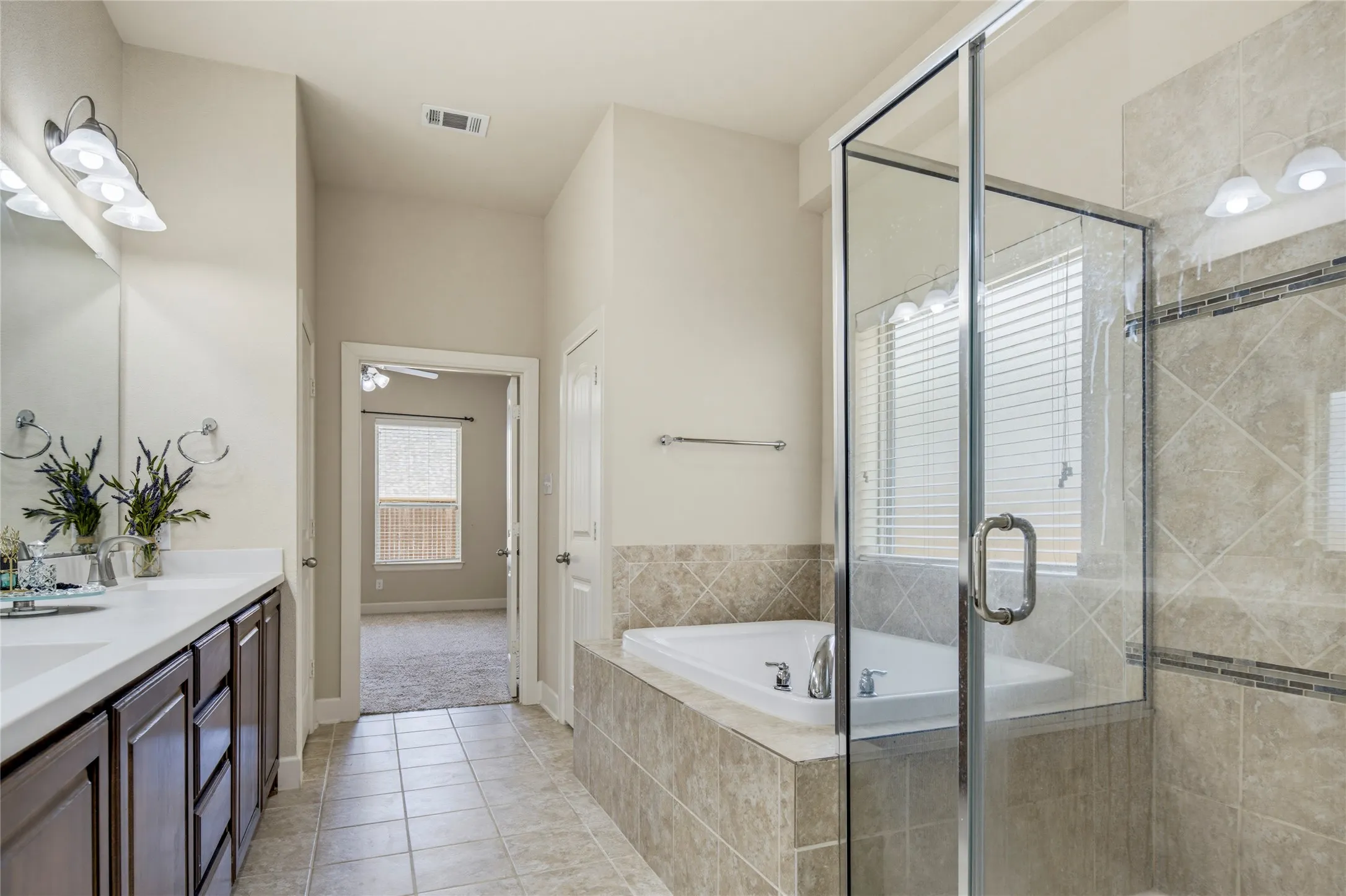 Single Family Residence For Sale in Collin County , 5928 Silverton Avenue, Mc Kinney, Texas 75070, 4 Bedroom, 3 Bathroom, 2 Garage spaces, 2,391 Sqft, built in 2014, mls#21365846, Real Estate Agent in Mc Kinney, Homes For Sale in Collin county, Homes For Sale in Mc Kinney, Realtor in Mc Kinney Texas, Real Estate Brokerage Independent Realty Texas, Luminita Cordes Realtor