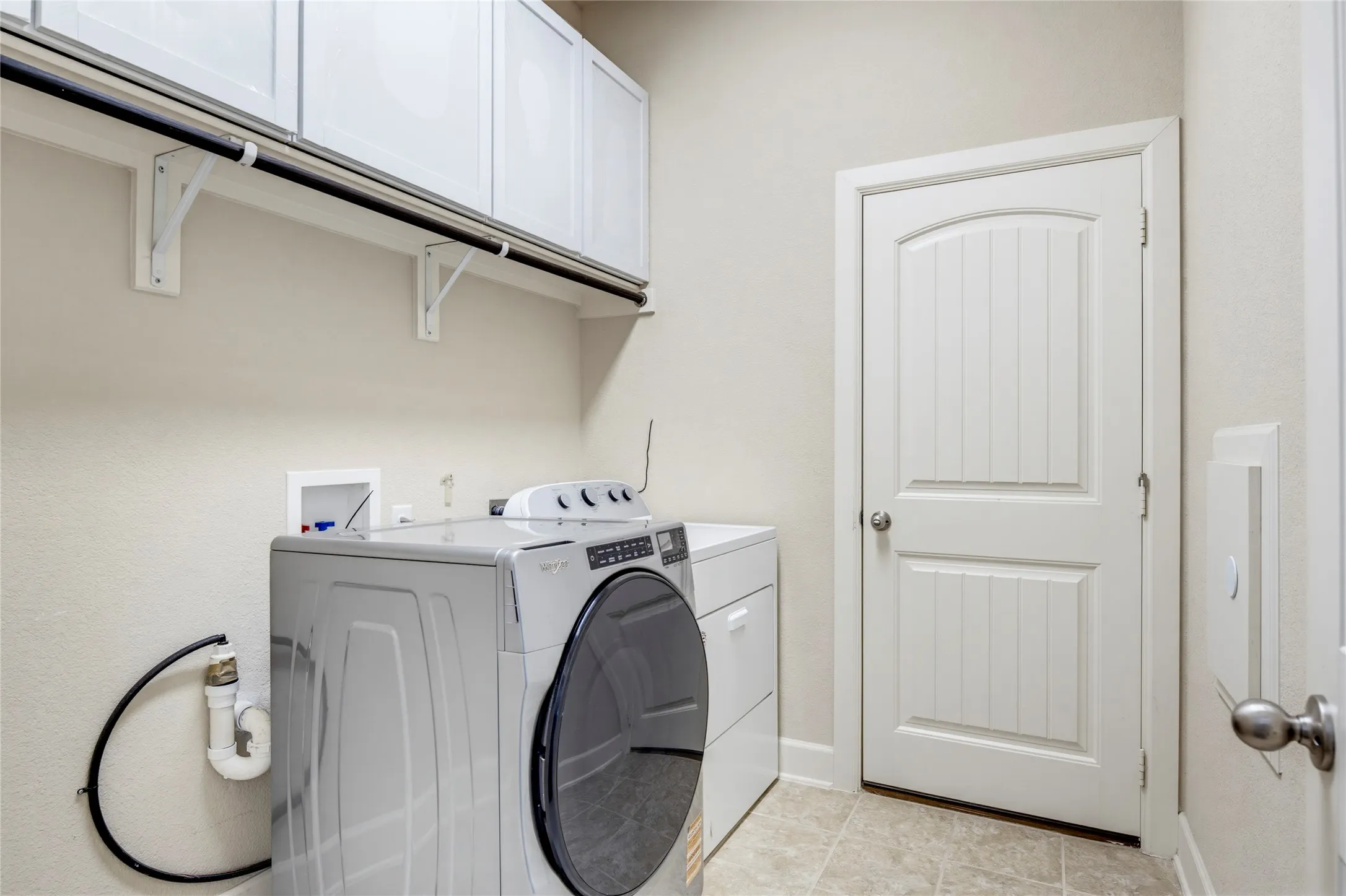 Single Family Residence For Sale in Collin County , 5928 Silverton Avenue, Mc Kinney, Texas 75070, 4 Bedroom, 3 Bathroom, 2 Garage spaces, 2,391 Sqft, built in 2014, mls#21365846, Real Estate Agent in Mc Kinney, Homes For Sale in Collin county, Homes For Sale in Mc Kinney, Realtor in Mc Kinney Texas, Real Estate Brokerage Independent Realty Texas, Luminita Cordes Realtor