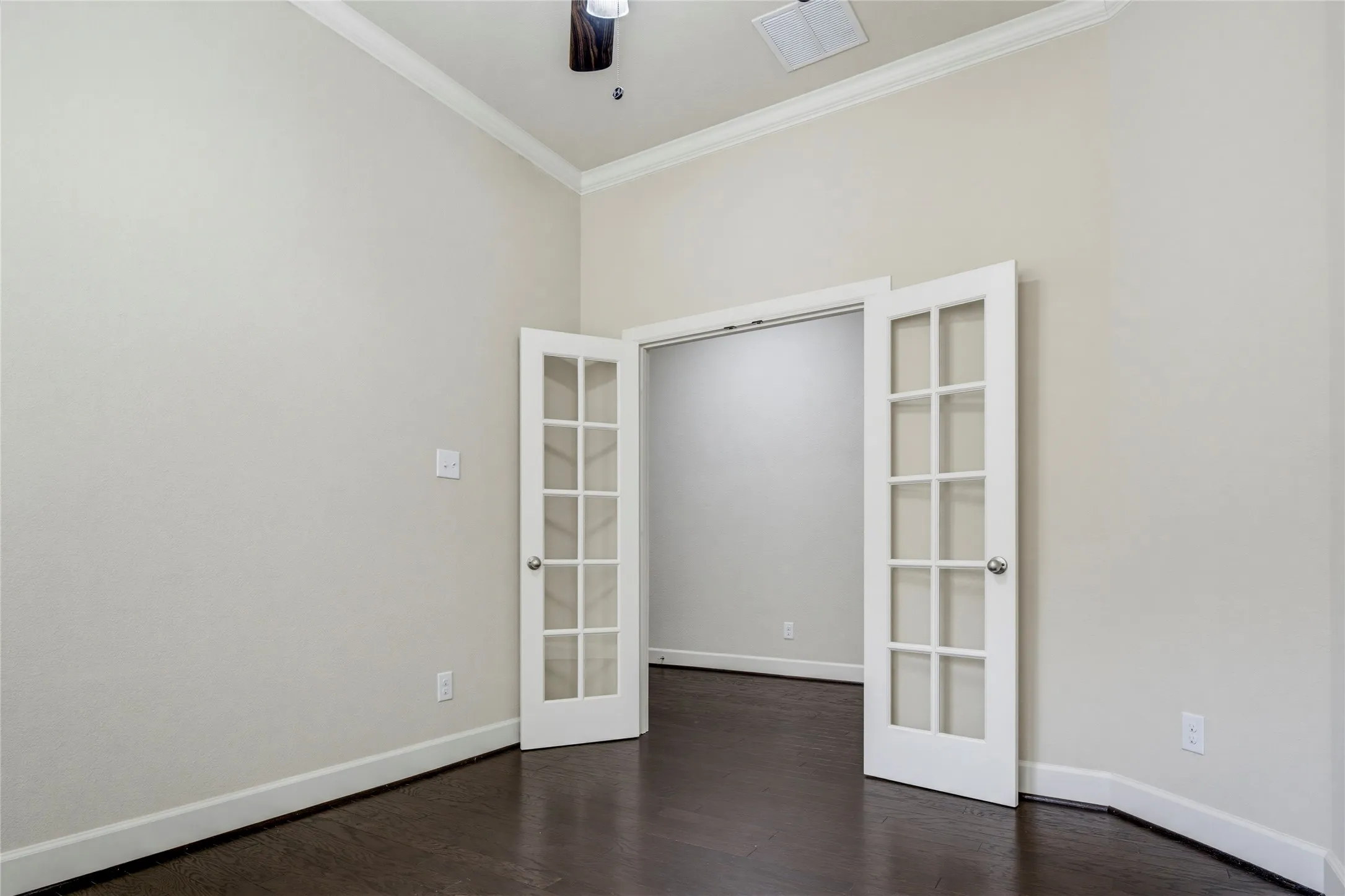 Single Family Residence For Sale in Collin County , 5928 Silverton Avenue, Mc Kinney, Texas 75070, 4 Bedroom, 3 Bathroom, 2 Garage spaces, 2,391 Sqft, built in 2014, mls#21365846, Real Estate Agent in Mc Kinney, Homes For Sale in Collin county, Homes For Sale in Mc Kinney, Realtor in Mc Kinney Texas, Real Estate Brokerage Independent Realty Texas, Luminita Cordes Realtor