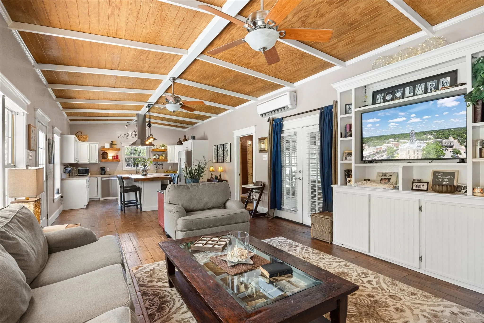 Single Family Residence For Sale in Somervell County , 1393 Shady Oaks Circle, Glen Rose, Texas 76043, 3 Bedroom, 2 Bathroom, Garage spaces, 1,567 Sqft, built in 2009, mls#21366675, Real Estate Agent in Glen Rose, Homes For Sale in Somervell county, Homes For Sale in Glen Rose, Realtor in Glen Rose Texas, Real Estate Brokerage Independent Realty Texas, Luminita Cordes Realtor