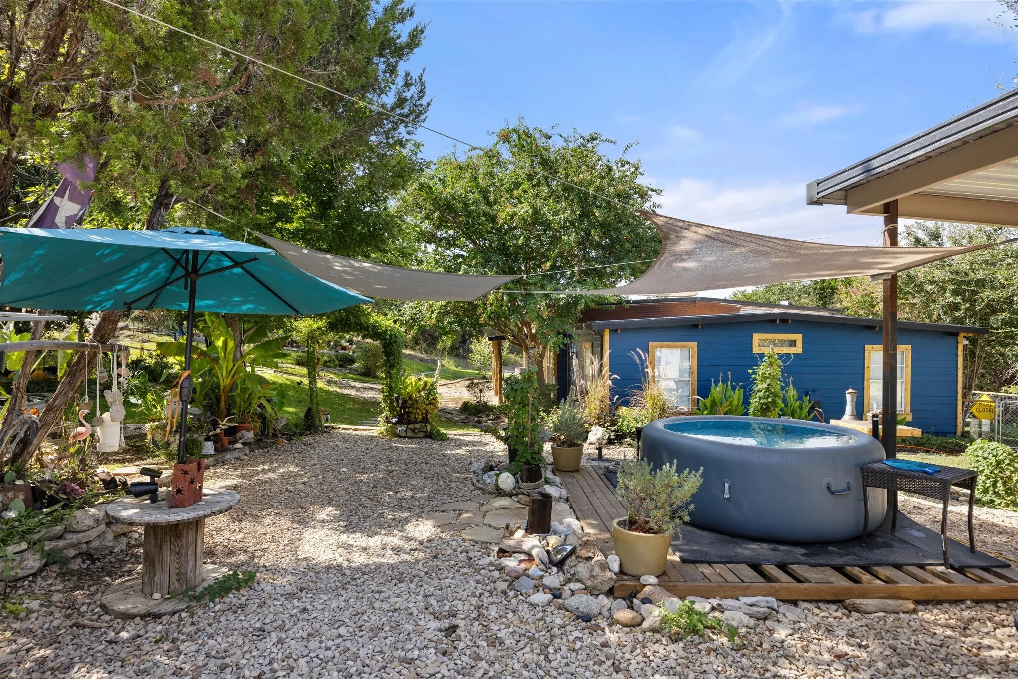 Single Family Residence For Sale in Somervell County , 1393 Shady Oaks Circle, Glen Rose, Texas 76043, 3 Bedroom, 2 Bathroom, Garage spaces, 1,567 Sqft, built in 2009, mls#21366675, Real Estate Agent in Glen Rose, Homes For Sale in Somervell county, Homes For Sale in Glen Rose, Realtor in Glen Rose Texas, Real Estate Brokerage Independent Realty Texas, Luminita Cordes Realtor