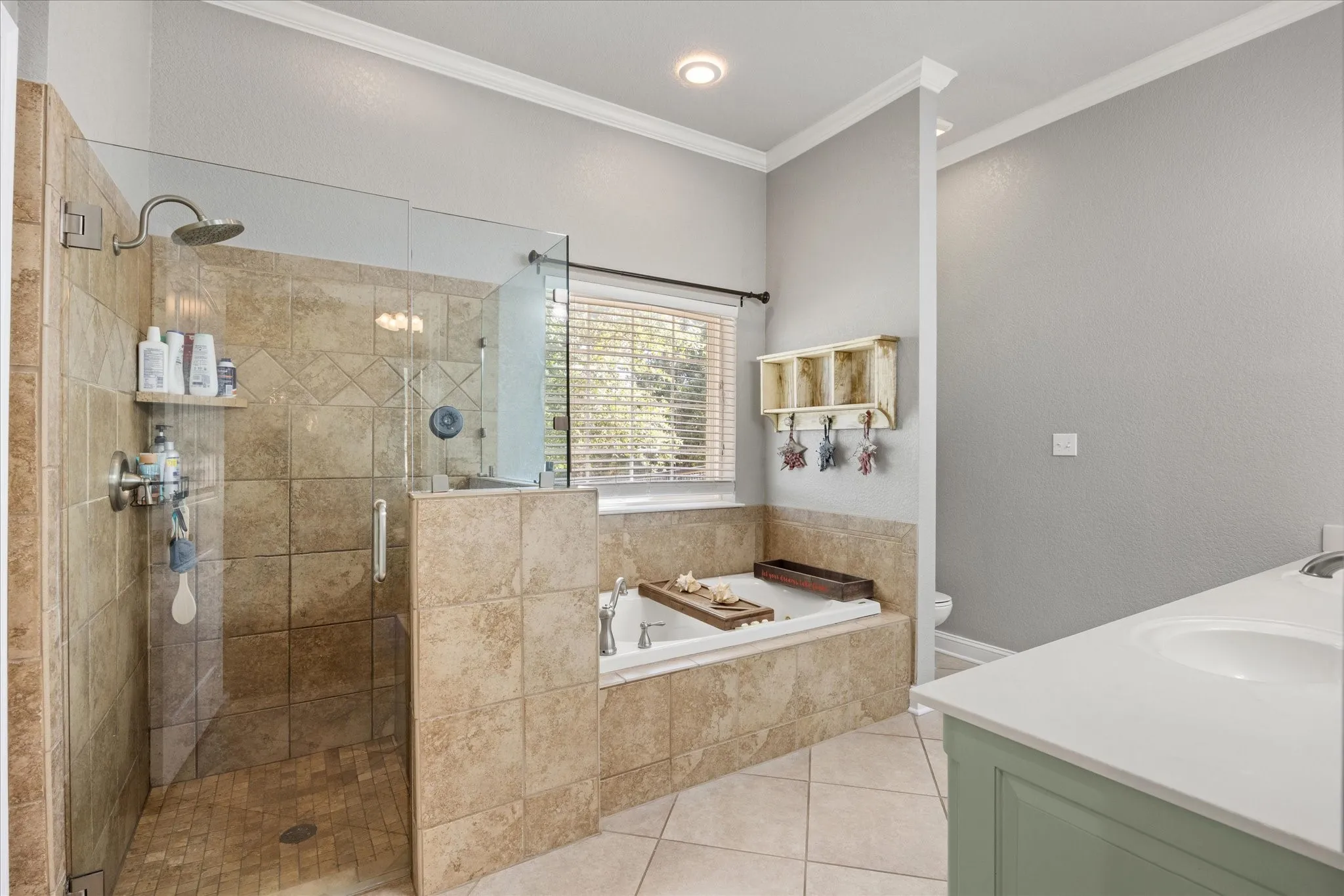 Single Family Residence For Sale in Palo Pinto County , 190 Lone Oak, Mineral Wells, Texas 76067, 3 Bedroom, 2 Bathroom, 2 Garage spaces, 2,069 Sqft, built in 2008, mls#21366831, Real Estate Agent in Mineral Wells, Homes For Sale in Palo Pinto county, Homes For Sale in Mineral Wells, Realtor in Mineral Wells Texas, Real Estate Brokerage Independent Realty Texas, Luminita Cordes Realtor