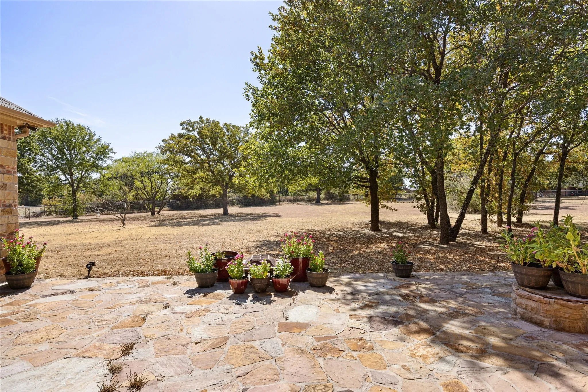 Single Family Residence For Sale in Palo Pinto County , 190 Lone Oak, Mineral Wells, Texas 76067, 3 Bedroom, 2 Bathroom, 2 Garage spaces, 2,069 Sqft, built in 2008, mls#21366831, Real Estate Agent in Mineral Wells, Homes For Sale in Palo Pinto county, Homes For Sale in Mineral Wells, Realtor in Mineral Wells Texas, Real Estate Brokerage Independent Realty Texas, Luminita Cordes Realtor