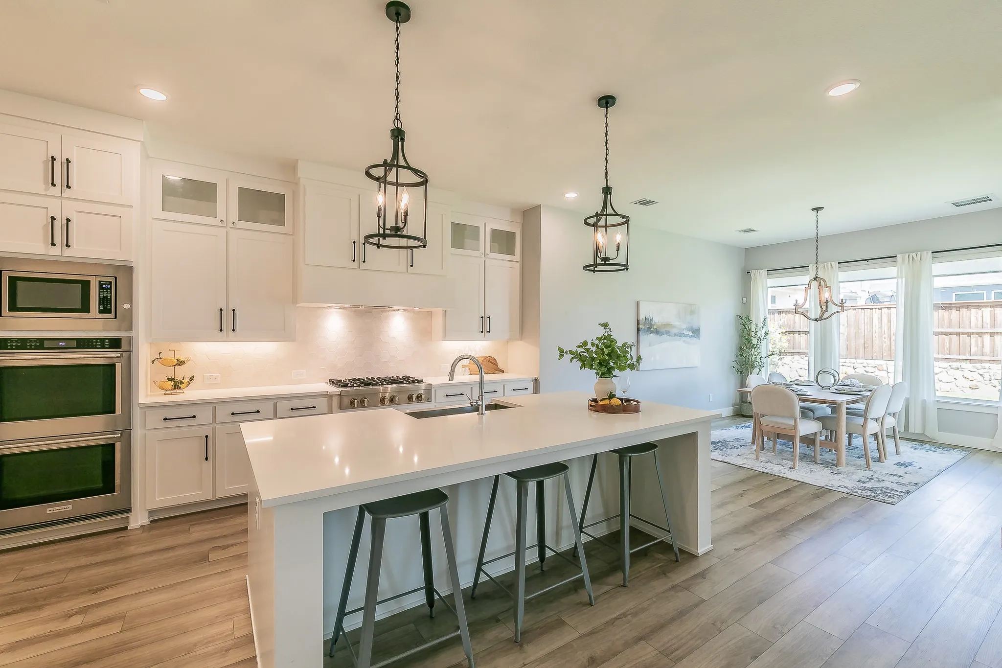 Large Kitchen island!!