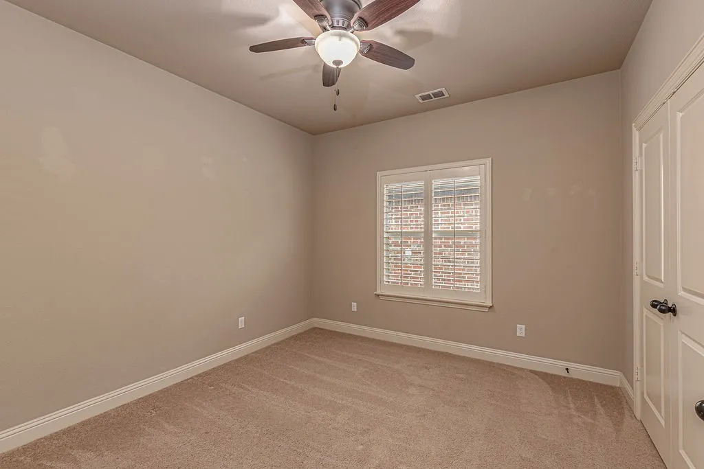 Single Family Residence For Sale in Collin County , 5610 Hummingbird Lane, Fairview, Texas 75069, 3 Bedroom, 2 Bathroom, 2 Garage spaces, 2,268 Sqft, built in 2013, mls#21366412, Real Estate Agent in Fairview, Homes For Sale in Collin county, Homes For Sale in Fairview, Realtor in Fairview Texas, Real Estate Brokerage Independent Realty Texas, Luminita Cordes Realtor