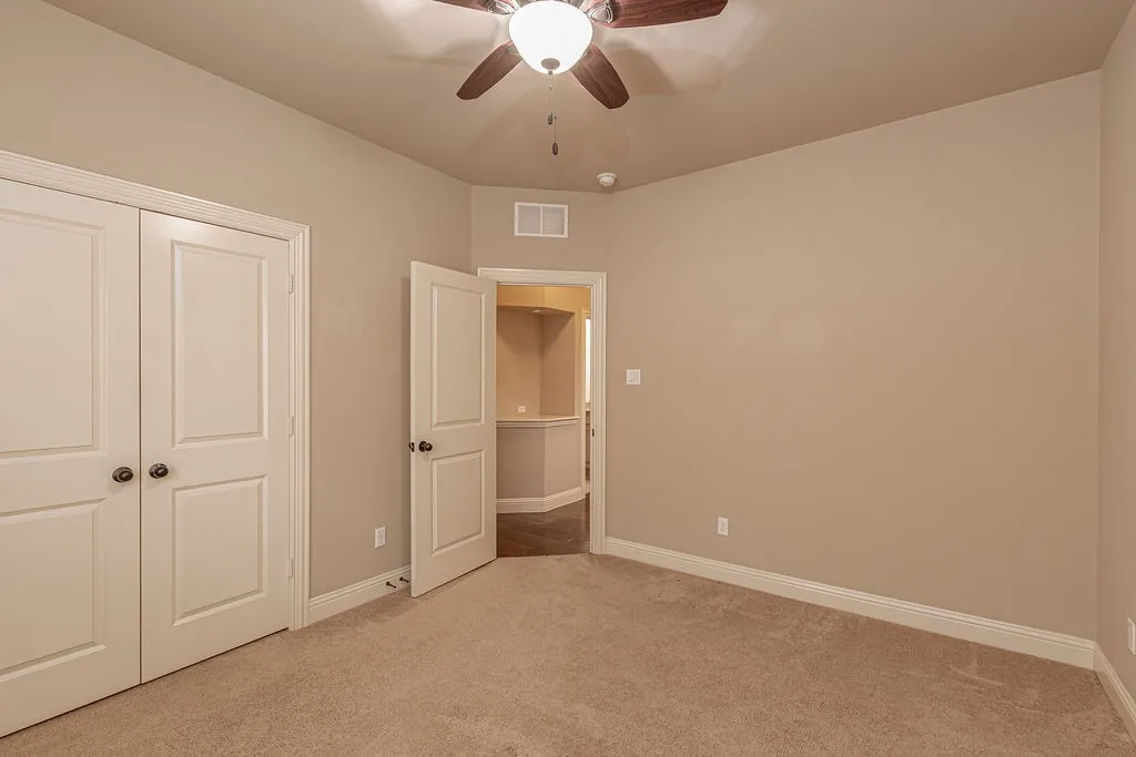 Single Family Residence For Sale in Collin County , 5610 Hummingbird Lane, Fairview, Texas 75069, 3 Bedroom, 2 Bathroom, 2 Garage spaces, 2,268 Sqft, built in 2013, mls#21366412, Real Estate Agent in Fairview, Homes For Sale in Collin county, Homes For Sale in Fairview, Realtor in Fairview Texas, Real Estate Brokerage Independent Realty Texas, Luminita Cordes Realtor