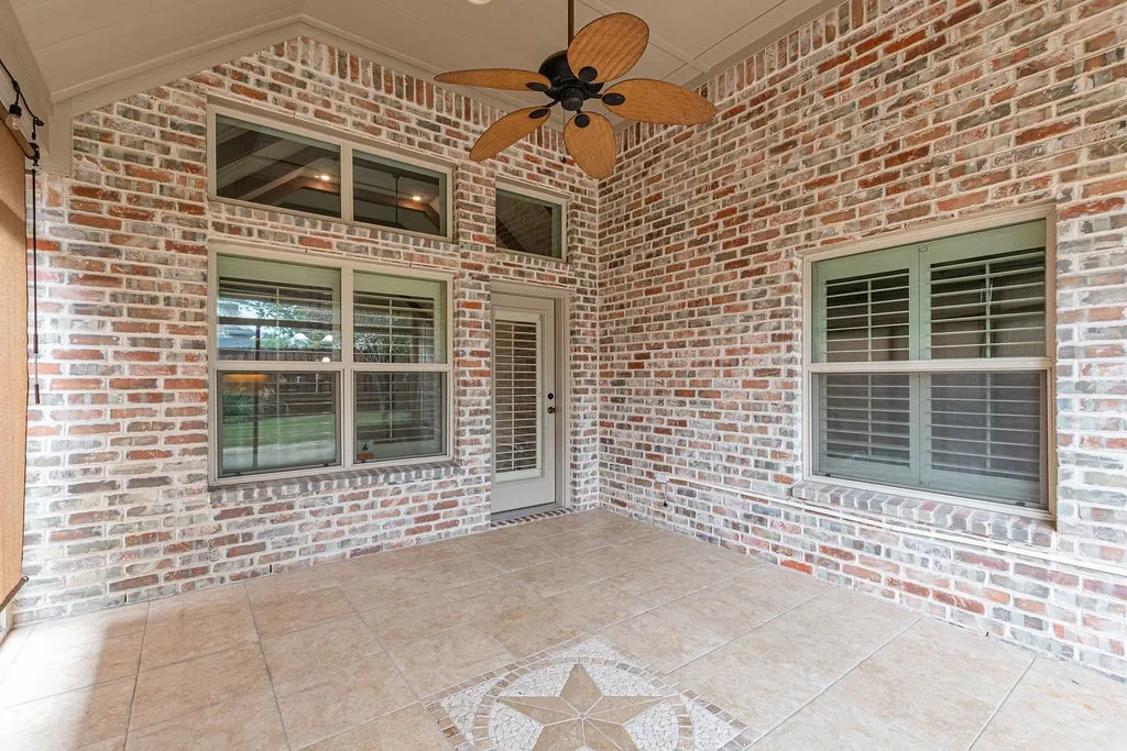 Single Family Residence For Sale in Collin County , 5610 Hummingbird Lane, Fairview, Texas 75069, 3 Bedroom, 2 Bathroom, 2 Garage spaces, 2,268 Sqft, built in 2013, mls#21366412, Real Estate Agent in Fairview, Homes For Sale in Collin county, Homes For Sale in Fairview, Realtor in Fairview Texas, Real Estate Brokerage Independent Realty Texas, Luminita Cordes Realtor