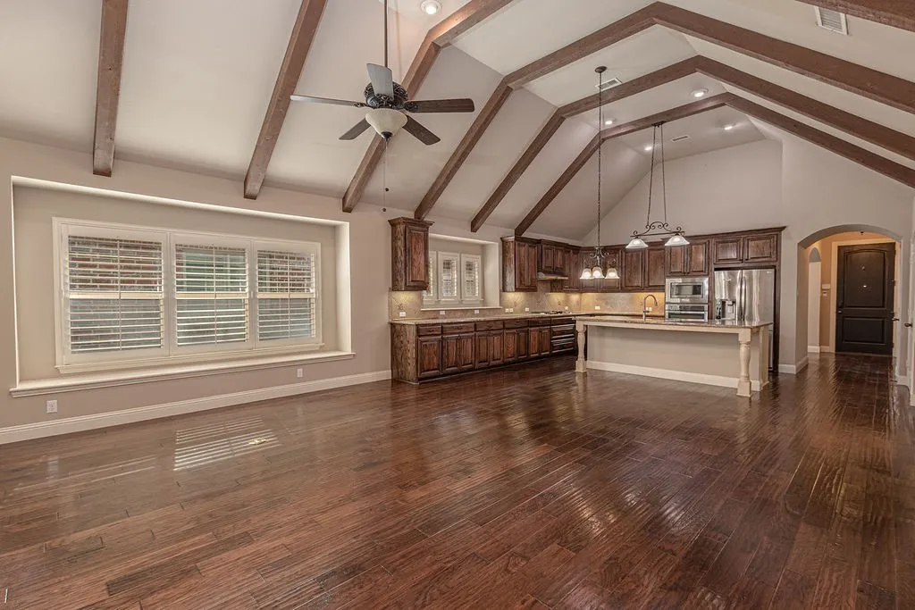 Single Family Residence For Sale in Collin County , 5610 Hummingbird Lane, Fairview, Texas 75069, 3 Bedroom, 2 Bathroom, 2 Garage spaces, 2,268 Sqft, built in 2013, mls#21366412, Real Estate Agent in Fairview, Homes For Sale in Collin county, Homes For Sale in Fairview, Realtor in Fairview Texas, Real Estate Brokerage Independent Realty Texas, Luminita Cordes Realtor
