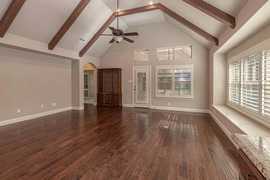 Single Family Residence For Sale in Collin County , 5610 Hummingbird Lane, Fairview, Texas 75069, 3 Bedroom, 2 Bathroom, 2 Garage spaces, 2,268 Sqft, built in 2013, mls#21366412, Real Estate Agent in Fairview, Homes For Sale in Collin county, Homes For Sale in Fairview, Realtor in Fairview Texas, Real Estate Brokerage Independent Realty Texas, Luminita Cordes Realtor