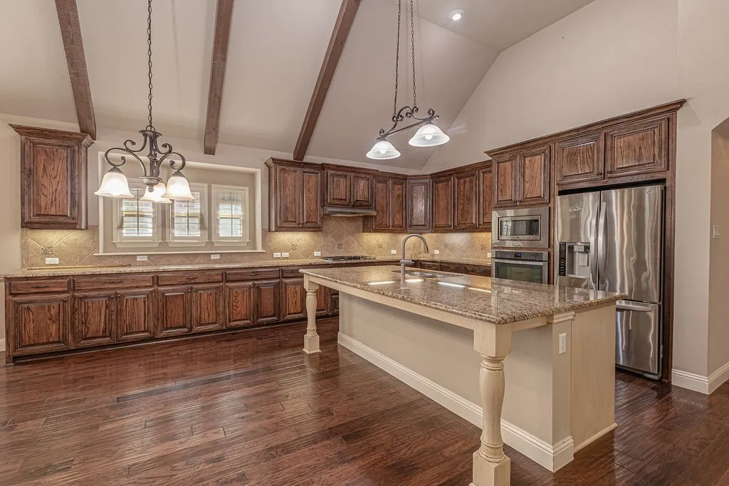 Single Family Residence For Sale in Collin County , 5610 Hummingbird Lane, Fairview, Texas 75069, 3 Bedroom, 2 Bathroom, 2 Garage spaces, 2,268 Sqft, built in 2013, mls#21366412, Real Estate Agent in Fairview, Homes For Sale in Collin county, Homes For Sale in Fairview, Realtor in Fairview Texas, Real Estate Brokerage Independent Realty Texas, Luminita Cordes Realtor