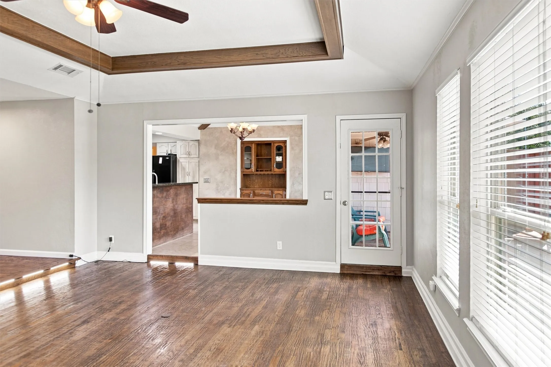 Family room is open to the breakfast nook.