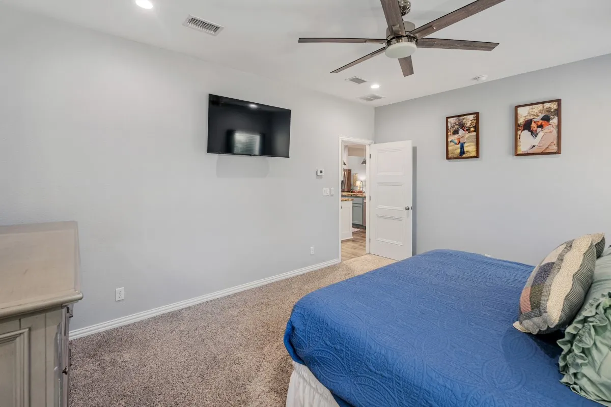 Single Family Residence For Sale in Henderson County , 914 Pin Oak Street, Trinidad, Texas 75163, 4 Bedroom, 3 Bathroom, 2 Garage spaces, 2,444 Sqft, built in 2023, Price $549,000, mls#21366120, Real Estate Agent in Trinidad, Homes For Sale in Henderson county, Homes For Sale in Trinidad, Realtor in Trinidad Texas, Real Estate Brokerage Independent Realty Texas, Luminita Cordes Realtor