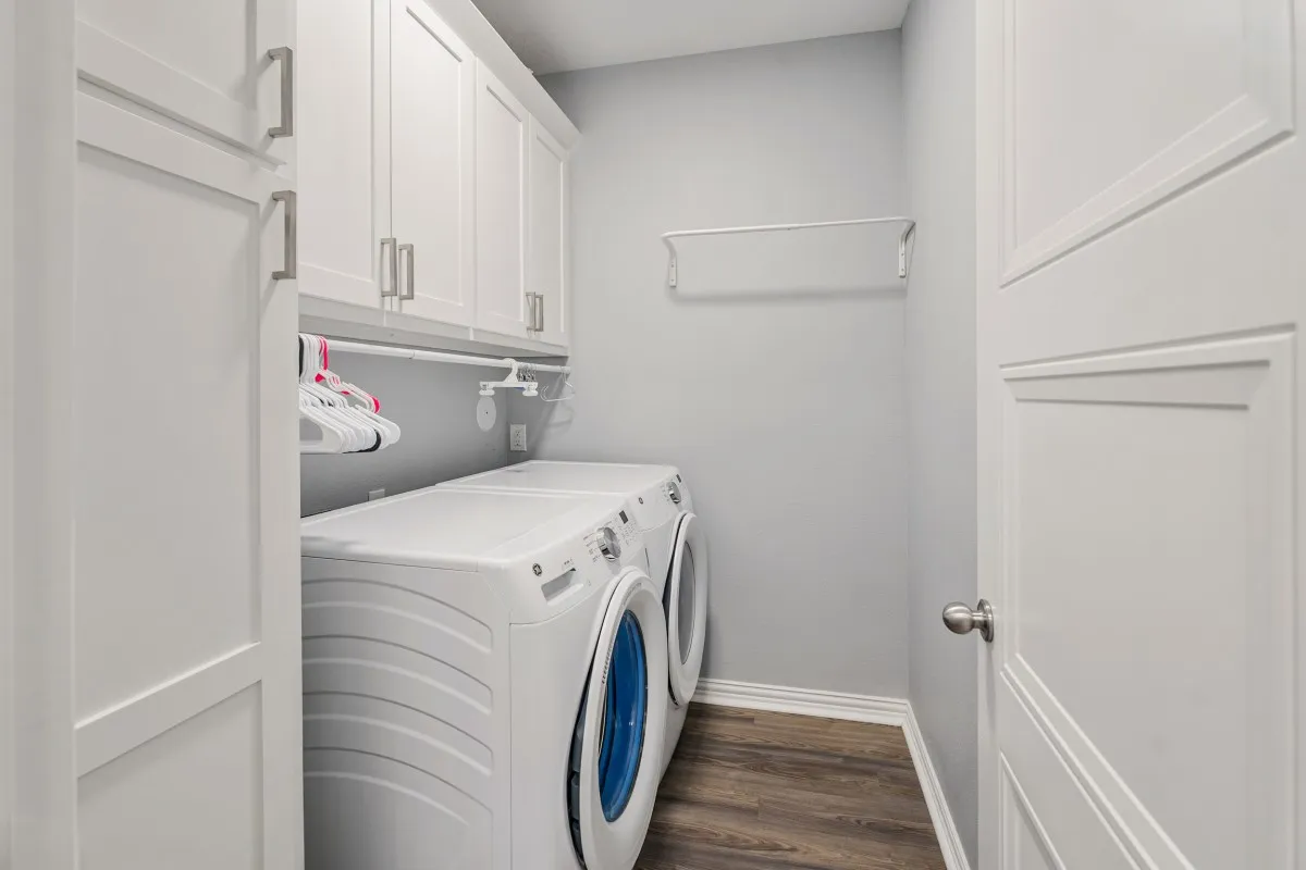 Single Family Residence For Sale in Henderson County , 914 Pin Oak Street, Trinidad, Texas 75163, 4 Bedroom, 3 Bathroom, 2 Garage spaces, 2,444 Sqft, built in 2023, Price $549,000, mls#21366120, Real Estate Agent in Trinidad, Homes For Sale in Henderson county, Homes For Sale in Trinidad, Realtor in Trinidad Texas, Real Estate Brokerage Independent Realty Texas, Luminita Cordes Realtor