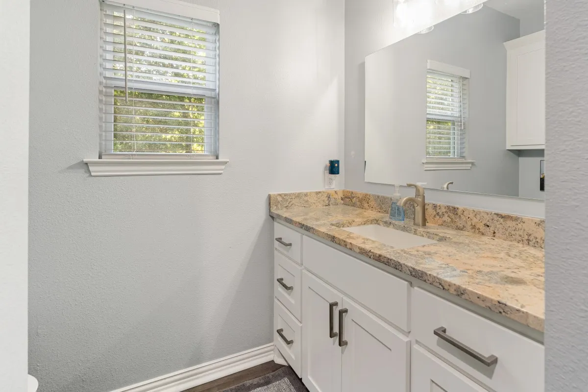 Single Family Residence For Sale in Henderson County , 914 Pin Oak Street, Trinidad, Texas 75163, 4 Bedroom, 3 Bathroom, 2 Garage spaces, 2,444 Sqft, built in 2023, Price $549,000, mls#21366120, Real Estate Agent in Trinidad, Homes For Sale in Henderson county, Homes For Sale in Trinidad, Realtor in Trinidad Texas, Real Estate Brokerage Independent Realty Texas, Luminita Cordes Realtor