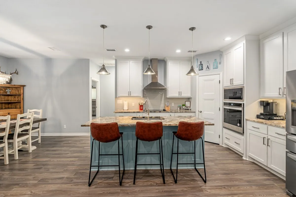 Single Family Residence For Sale in Henderson County , 914 Pin Oak Street, Trinidad, Texas 75163, 4 Bedroom, 3 Bathroom, 2 Garage spaces, 2,444 Sqft, built in 2023, Price $549,000, mls#21366120, Real Estate Agent in Trinidad, Homes For Sale in Henderson county, Homes For Sale in Trinidad, Realtor in Trinidad Texas, Real Estate Brokerage Independent Realty Texas, Luminita Cordes Realtor