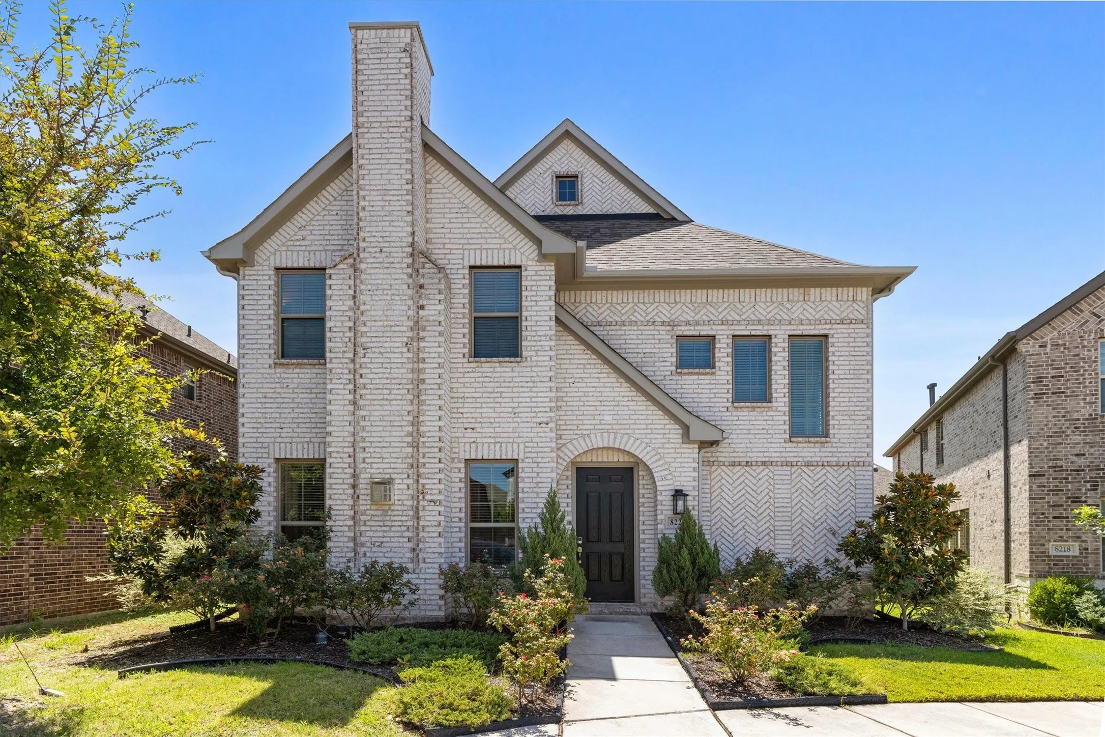 Single Family Residence For Sale in Collin County , 8226 Natchez Trail, Dallas, Texas 75252, 4 Bedroom, 4 Bathroom, 2 Garage spaces, 2,499 Sqft, built in 2020, mls#21365764, Real Estate Agent in Dallas, Homes For Sale in Collin county, Homes For Sale in Dallas, Realtor in Dallas Texas, Real Estate Brokerage Independent Realty Texas, Luminita Cordes Realtor