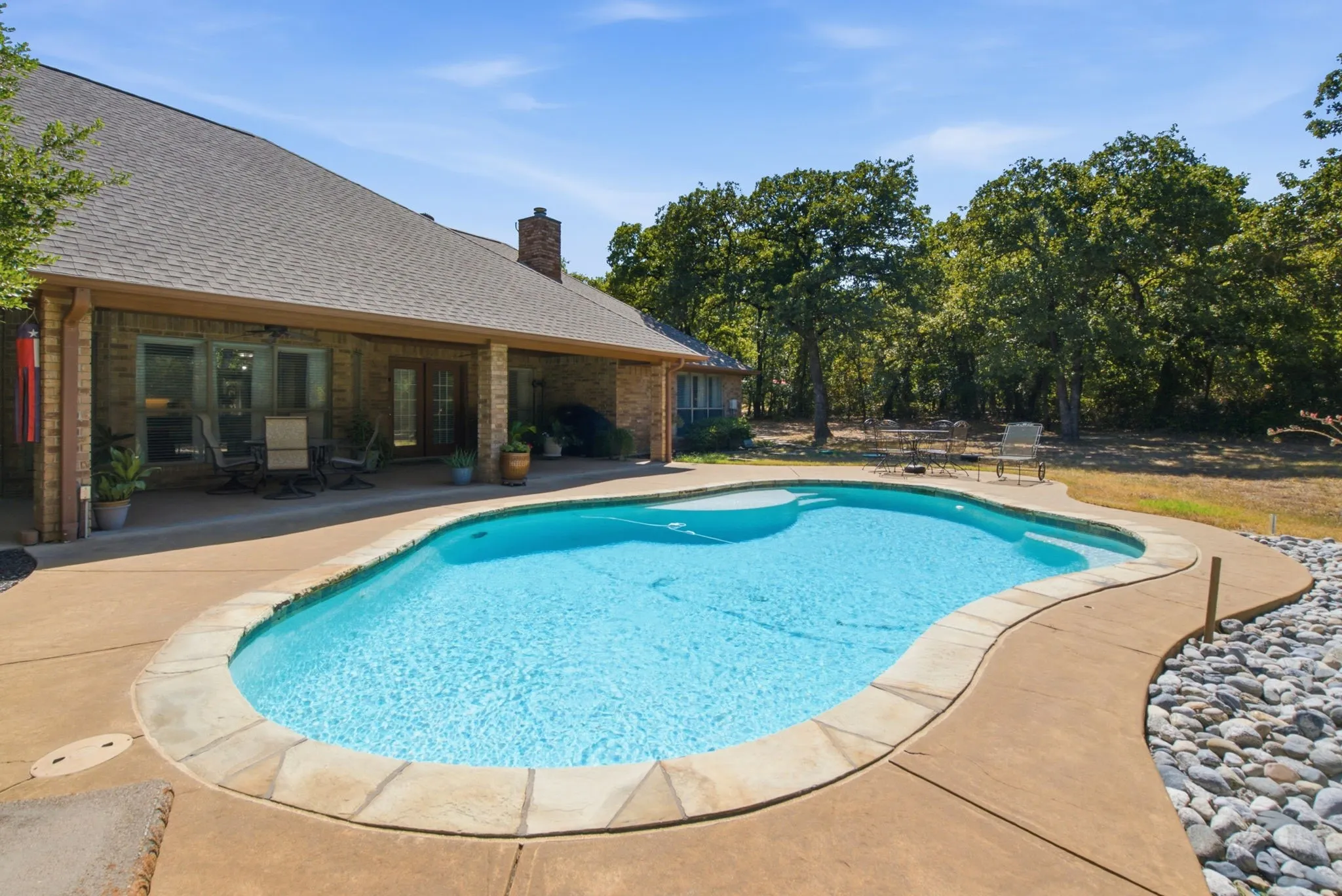 Single Family Residence For Sale in Parker County , 834 Cougar Road, Lipan, Texas 76462, 4 Bedroom, 3 Bathroom, 3 Garage spaces, 2,675 Sqft, built in 2001, mls#21360860, Real Estate Agent in Lipan, Homes For Sale in Parker county, Homes For Sale in Lipan, Realtor in Lipan Texas, Real Estate Brokerage Independent Realty Texas, Luminita Cordes Realtor