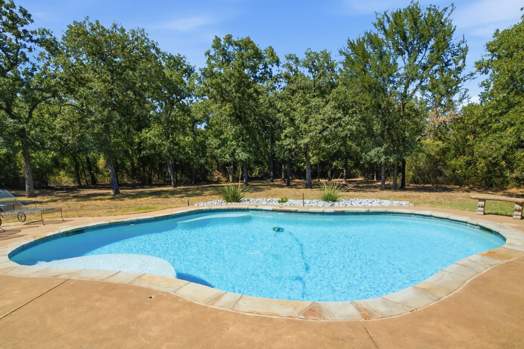Single Family Residence For Sale in Parker County , 834 Cougar Road, Lipan, Texas 76462, 4 Bedroom, 3 Bathroom, 3 Garage spaces, 2,675 Sqft, built in 2001, mls#21360860, Real Estate Agent in Lipan, Homes For Sale in Parker county, Homes For Sale in Lipan, Realtor in Lipan Texas, Real Estate Brokerage Independent Realty Texas, Luminita Cordes Realtor