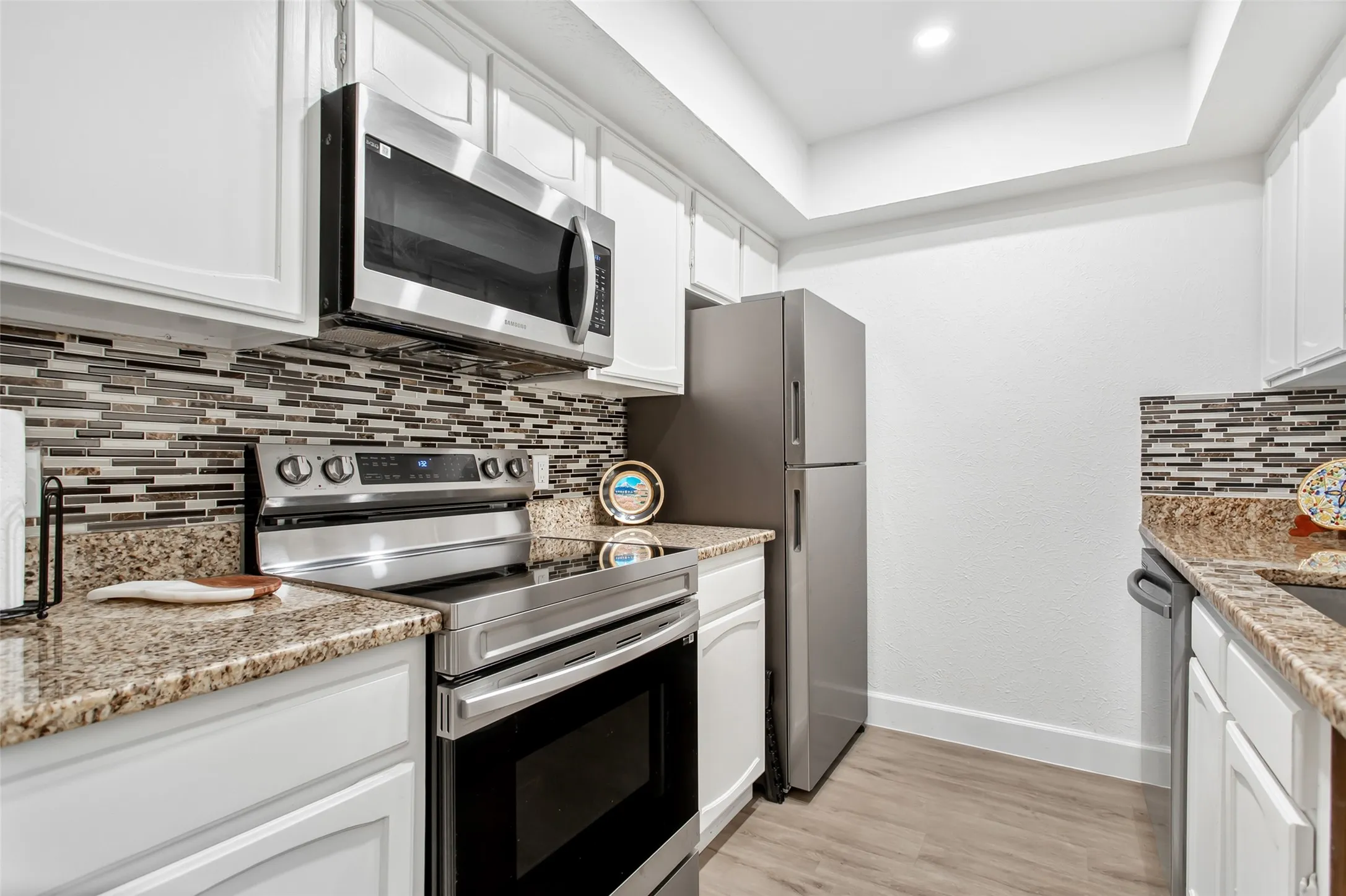 Condominium For Rent in Dallas County , 4541 N O Connor Road 2243, Irving, Texas 75062, 3 Bedroom, 2 Bathroom, Garage spaces, 1,357 Sqft, built in 1975, mls#21366860, Real Estate Agent in Irving, Homes For Rent in Dallas county, Homes For Rent in Irving, Realtor in Irving Texas, Real Estate Brokerage Independent Realty Texas, Luminita Cordes Realtor