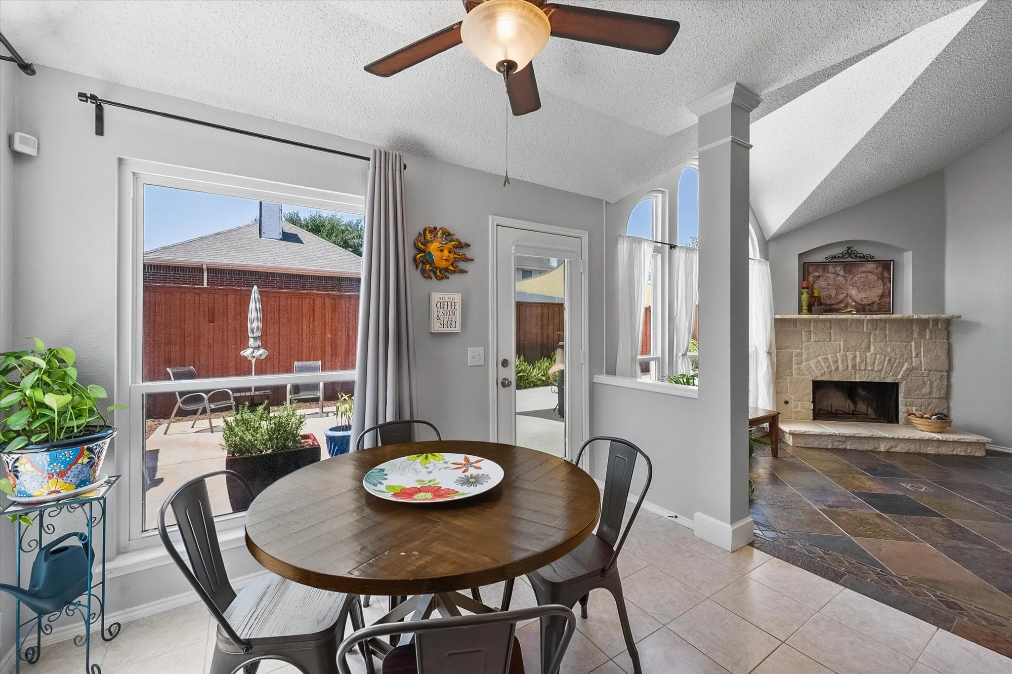 Eat-in space in the kitchen overlooking the backyard.