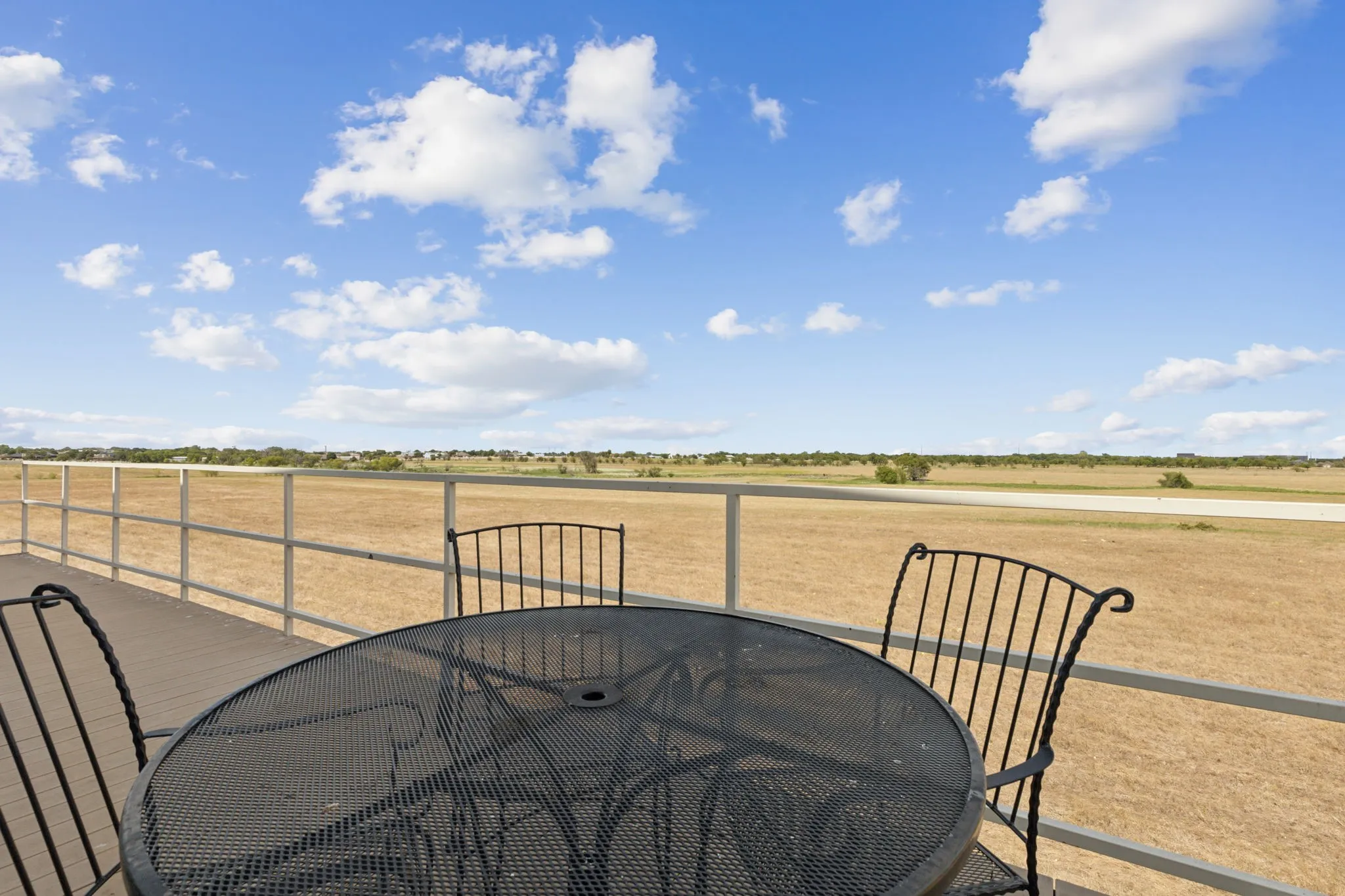 Single Family Residence For Sale in Tarrant County , 771 Aviator Drive, Fort Worth, Texas 76179, 2 Bedroom, 3 Bathroom, 1 Garage spaces, 6,375 Sqft, built in 2012, mls#21366870, Real Estate Agent in Fort Worth, Homes For Sale in Tarrant county, Homes For Sale in Fort Worth, Realtor in Fort Worth Texas, Real Estate Brokerage Independent Realty Texas, Luminita Cordes Realtor