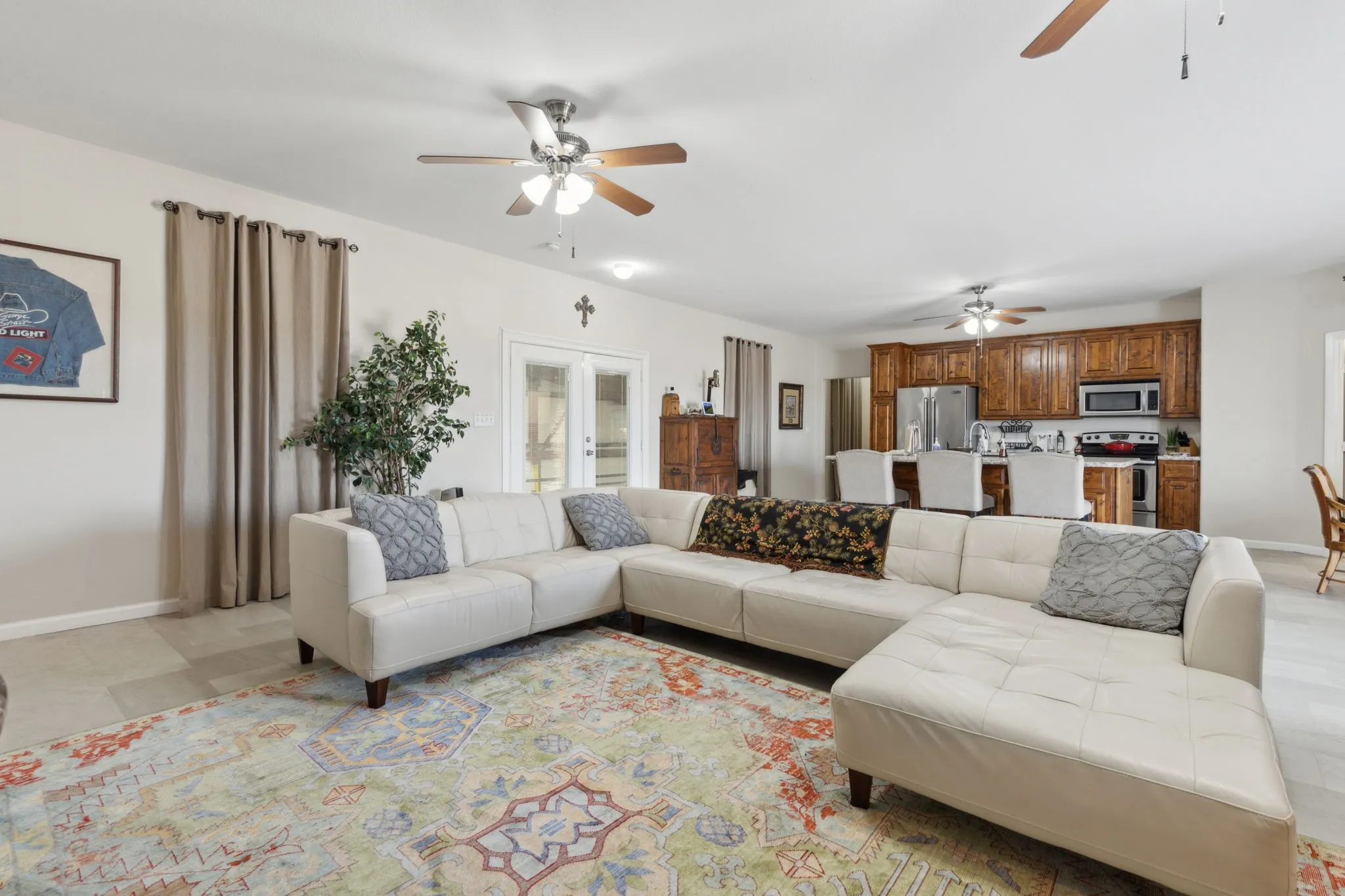 Single Family Residence For Sale in Tarrant County , 771 Aviator Drive, Fort Worth, Texas 76179, 2 Bedroom, 3 Bathroom, 1 Garage spaces, 6,375 Sqft, built in 2012, mls#21366870, Real Estate Agent in Fort Worth, Homes For Sale in Tarrant county, Homes For Sale in Fort Worth, Realtor in Fort Worth Texas, Real Estate Brokerage Independent Realty Texas, Luminita Cordes Realtor