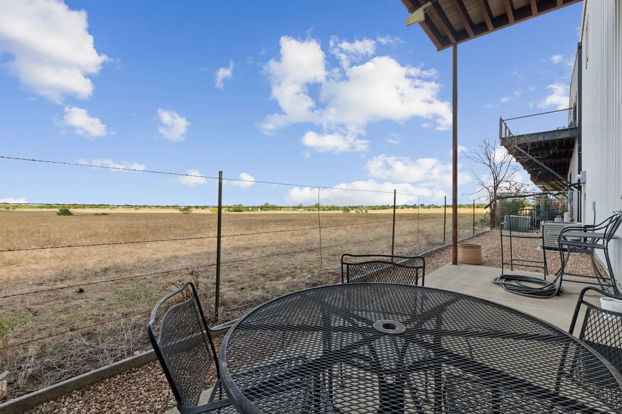 Single Family Residence For Sale in Tarrant County , 771 Aviator Drive, Fort Worth, Texas 76179, 2 Bedroom, 3 Bathroom, 1 Garage spaces, 6,375 Sqft, built in 2012, mls#21366870, Real Estate Agent in Fort Worth, Homes For Sale in Tarrant county, Homes For Sale in Fort Worth, Realtor in Fort Worth Texas, Real Estate Brokerage Independent Realty Texas, Luminita Cordes Realtor