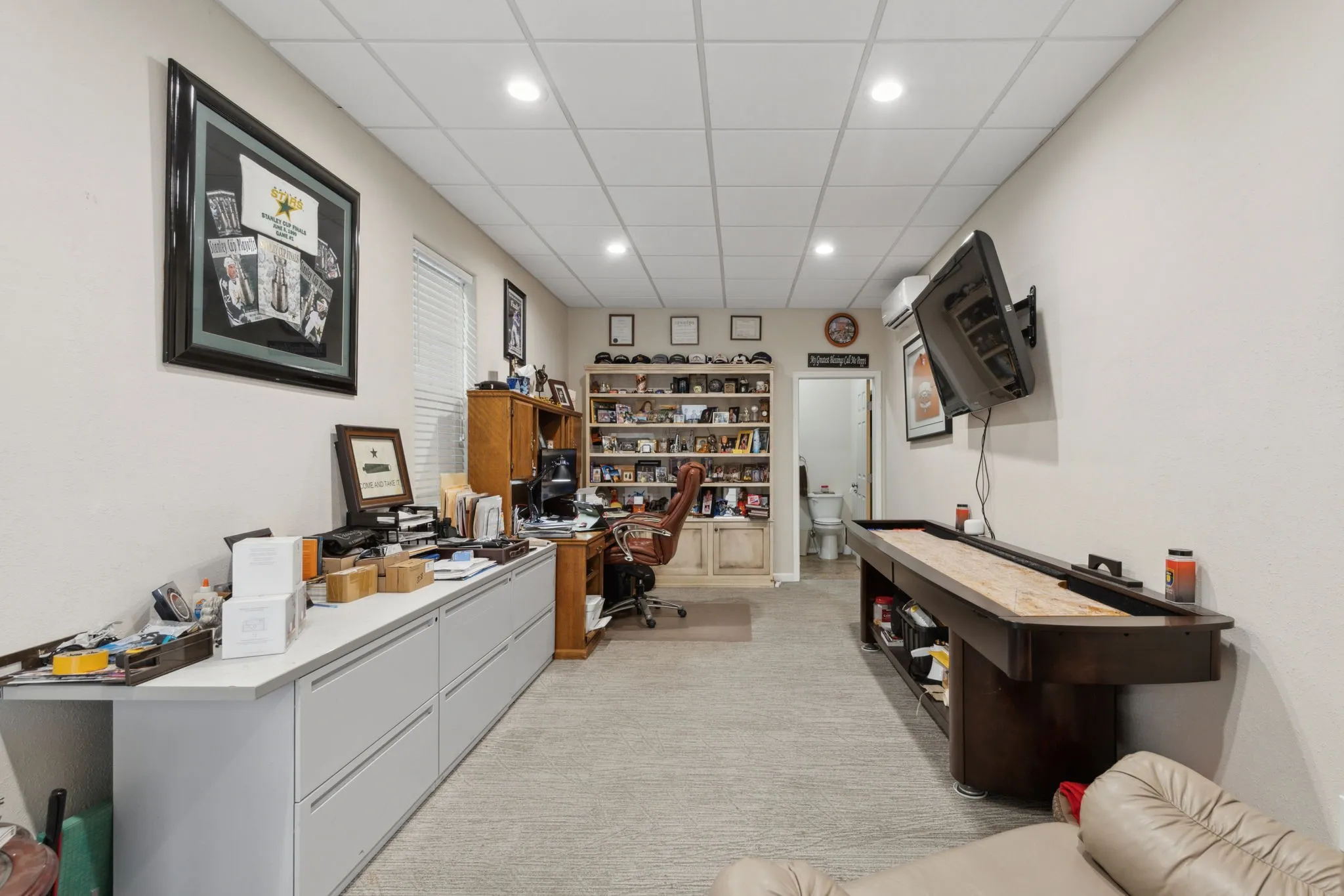Single Family Residence For Sale in Tarrant County , 771 Aviator Drive, Fort Worth, Texas 76179, 2 Bedroom, 3 Bathroom, 1 Garage spaces, 6,375 Sqft, built in 2012, mls#21366870, Real Estate Agent in Fort Worth, Homes For Sale in Tarrant county, Homes For Sale in Fort Worth, Realtor in Fort Worth Texas, Real Estate Brokerage Independent Realty Texas, Luminita Cordes Realtor