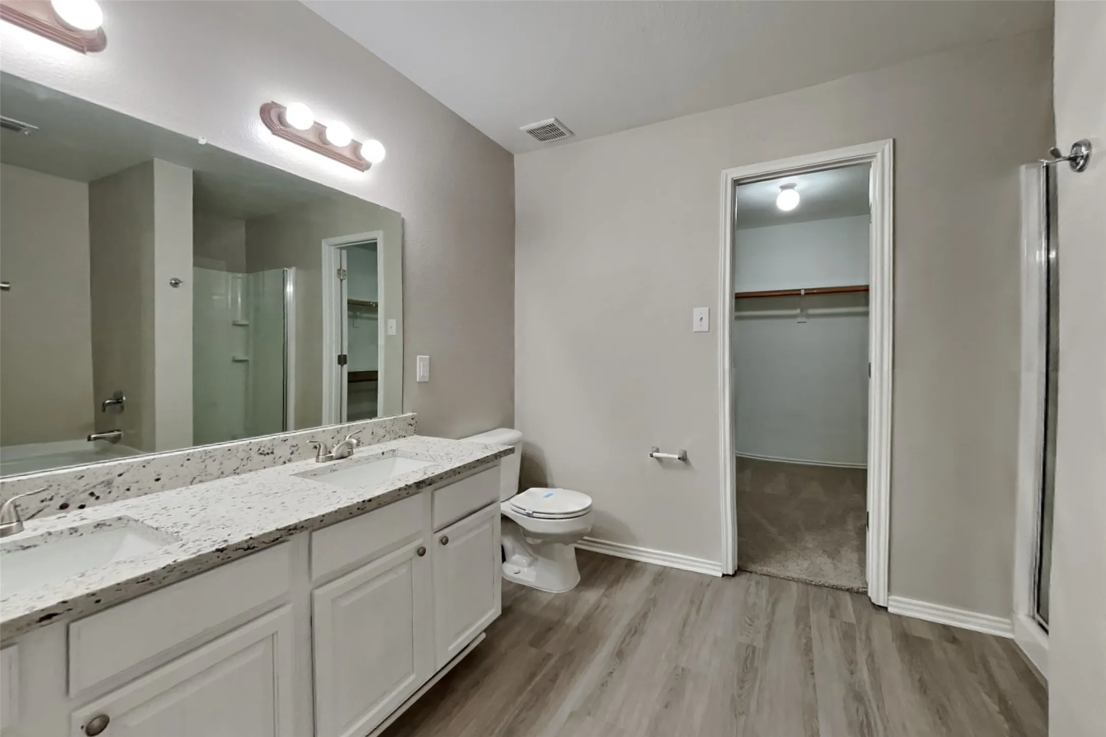 Single Family Residence For Rent in Tarrant County , 8841 Noontide Drive, Fort Worth, Texas 76179, 3 Bedroom, 3 Bathroom, 2 Garage spaces, 2,360 Sqft, built in 2007, mls#21366872, Real Estate Agent in Fort Worth, Homes For Rent in Tarrant county, Homes For Rent in Fort Worth, Realtor in Fort Worth Texas, Real Estate Brokerage Independent Realty Texas, Luminita Cordes Realtor